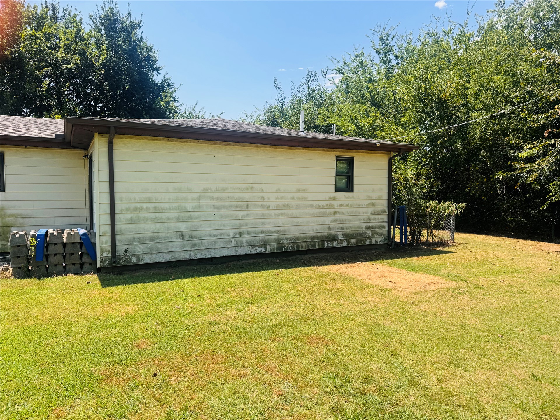 6350 Border Avenue Property Photo 14