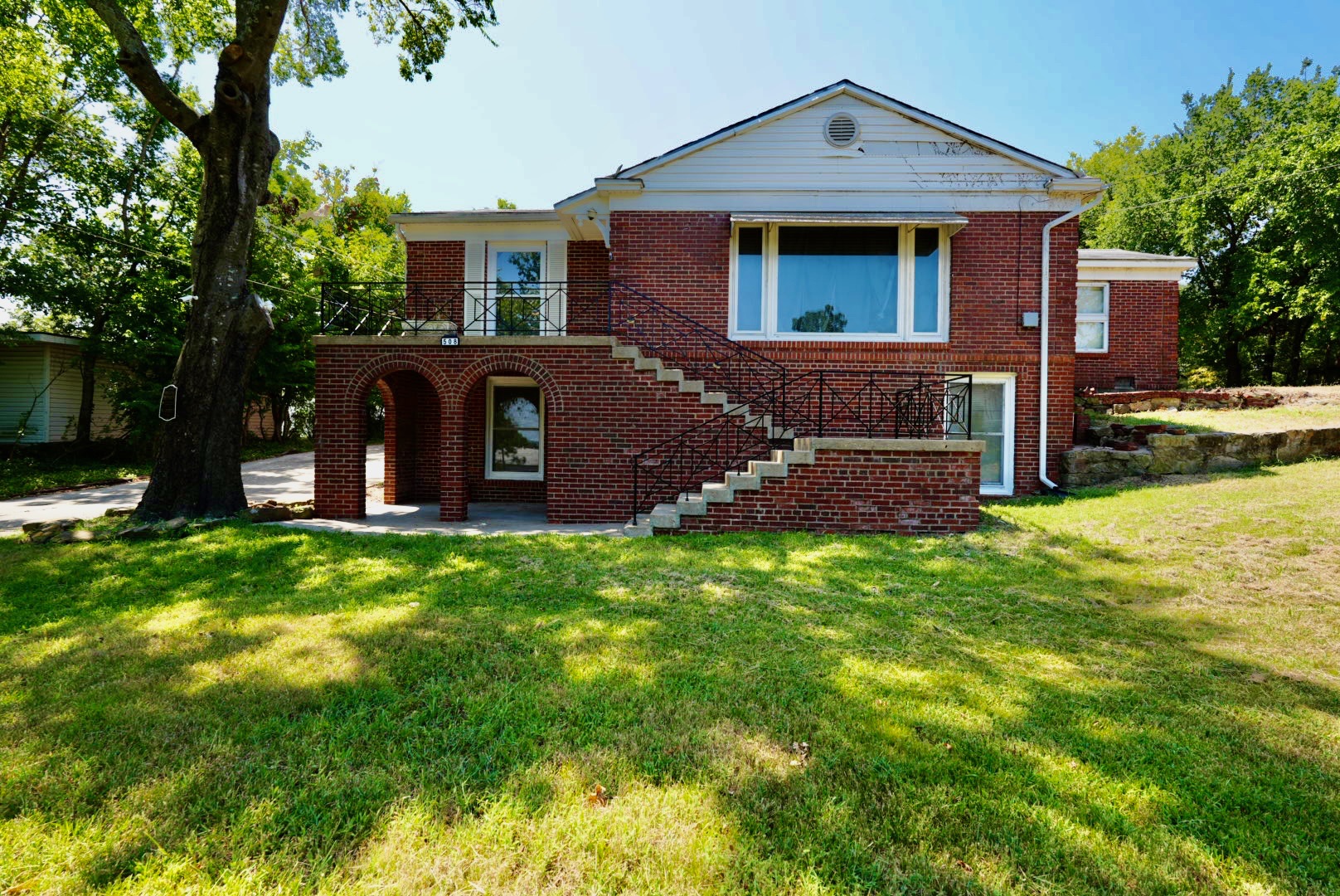508 E Jefferson Avenue Property Photo 2
