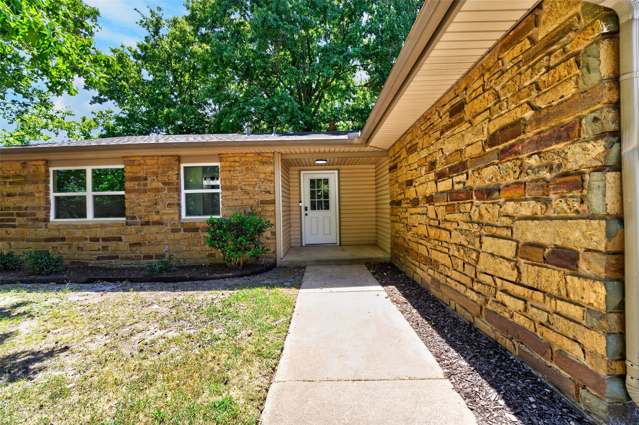 13606 S 287th East Avenue Property Photo 4