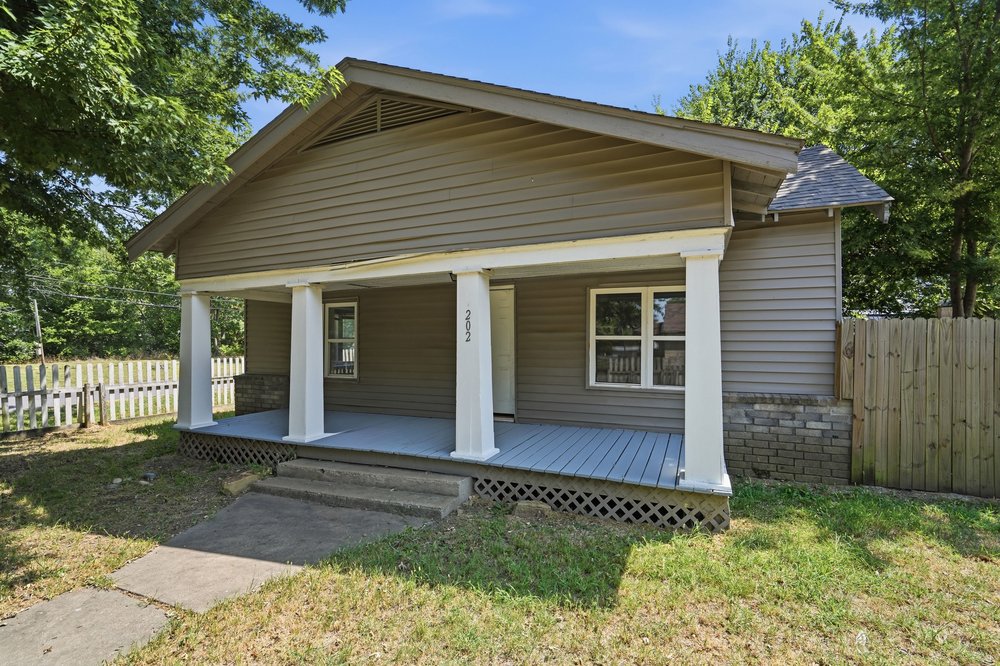 202 W Ada Street Property Photo 2