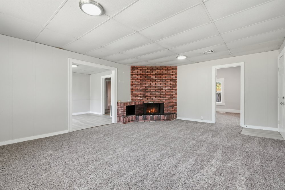202 W Ada Street Property Photo 5