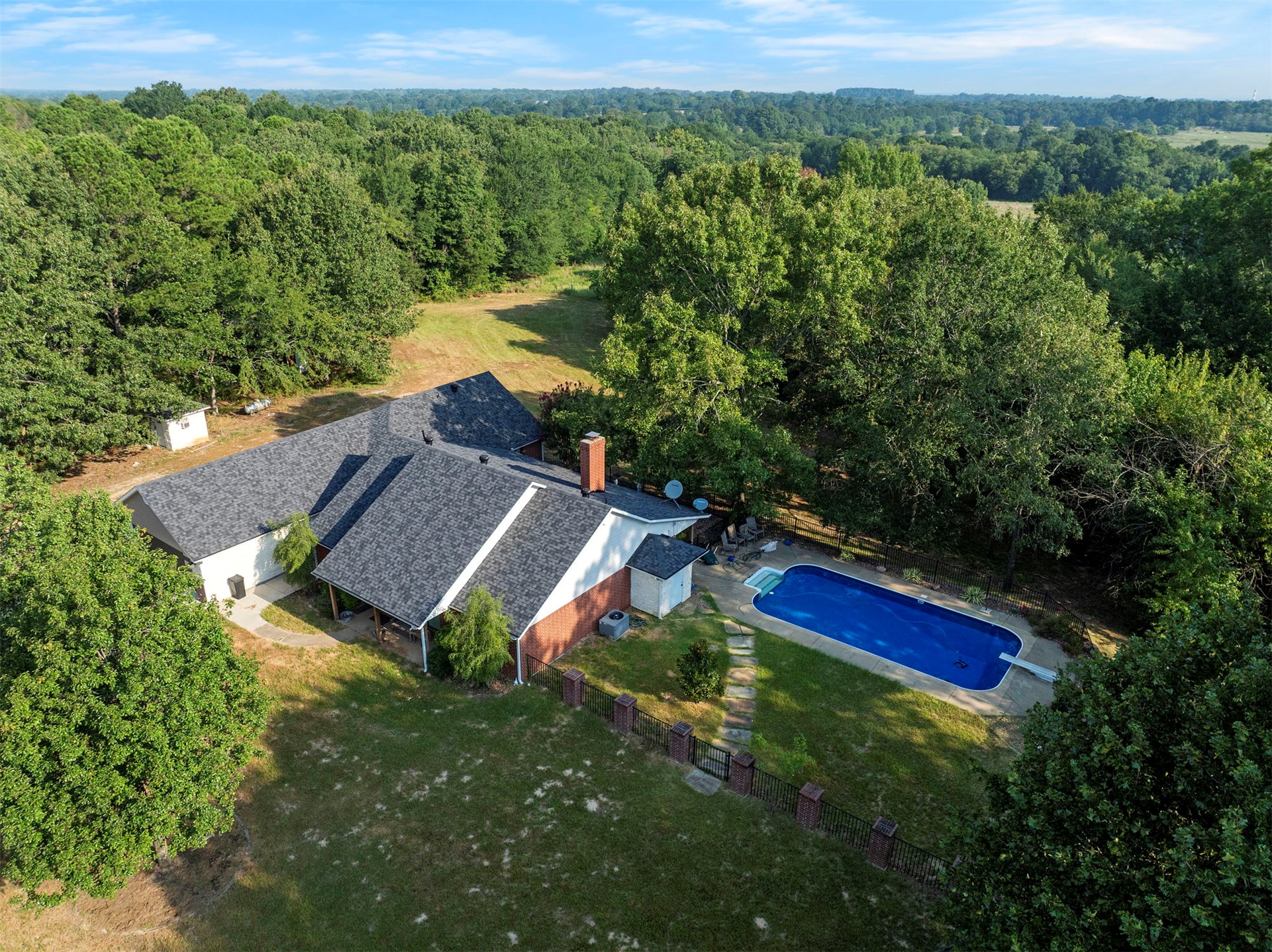 415203 Cornelius Road Property Photo 49