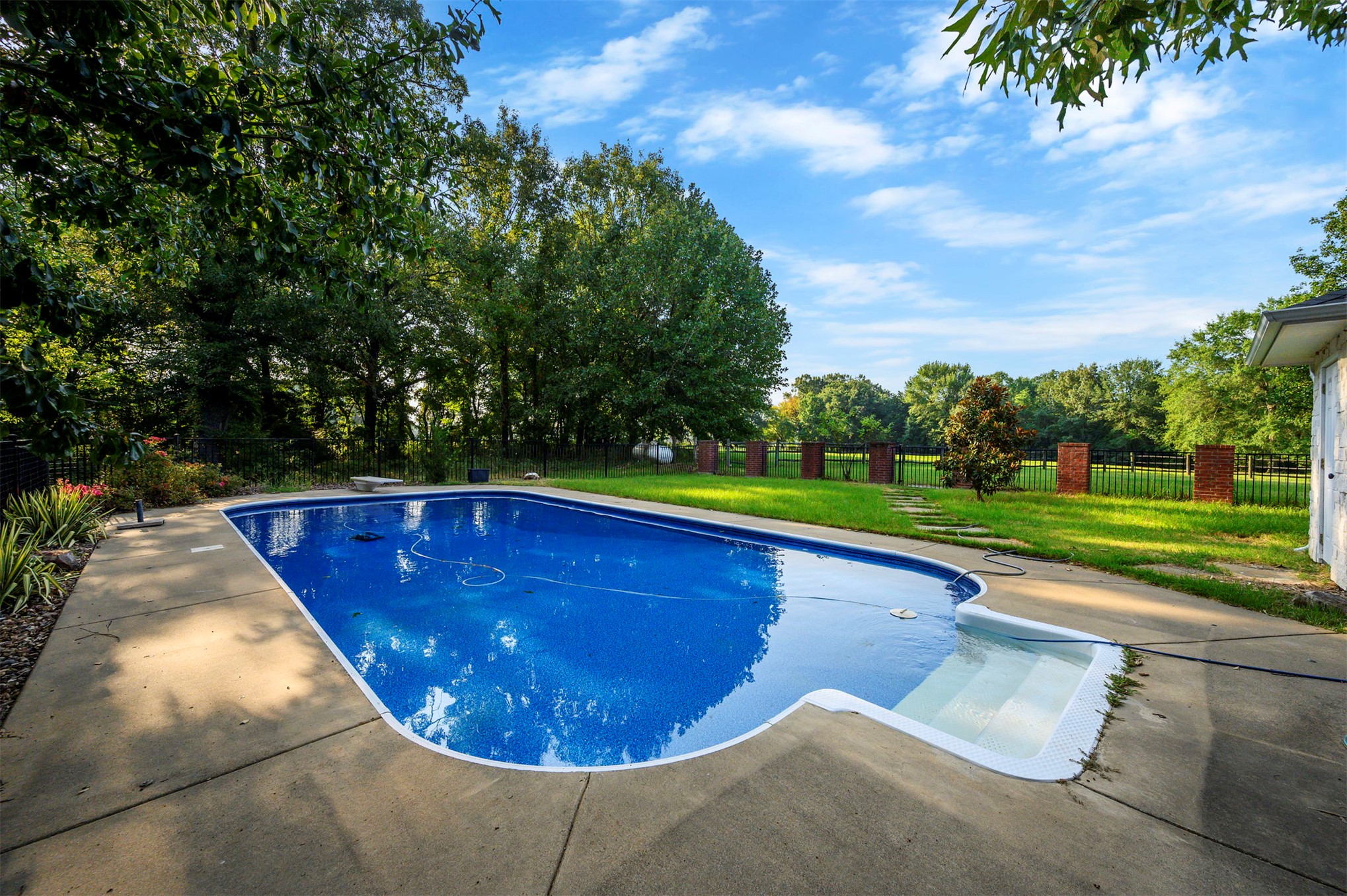 415203 Cornelius Road Property Photo 55
