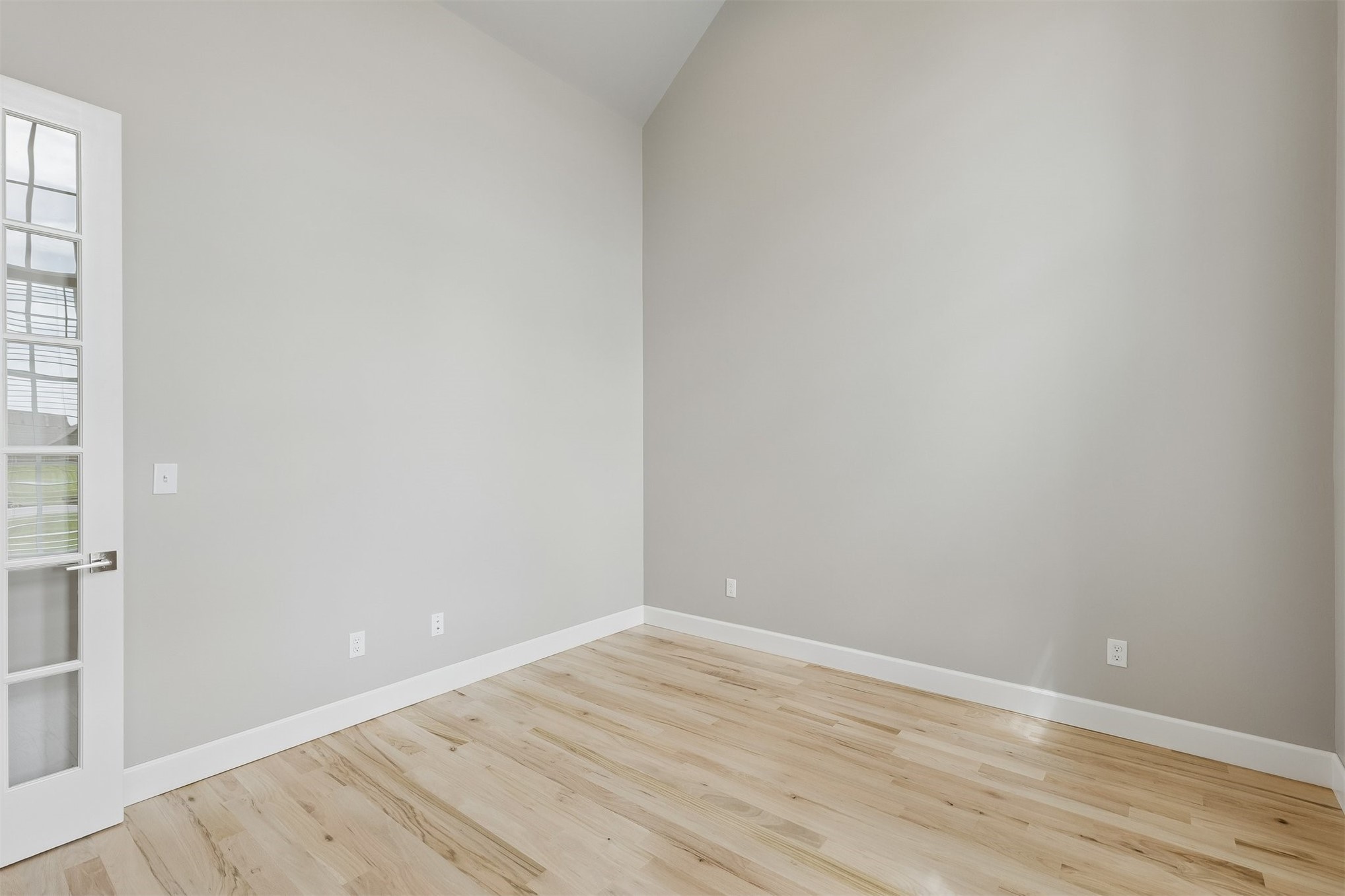 103 E 165th Place S Property Photo 7