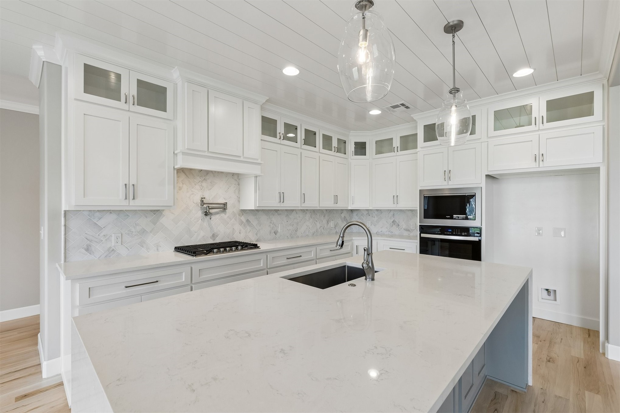 103 E 165th Place S Property Photo 13