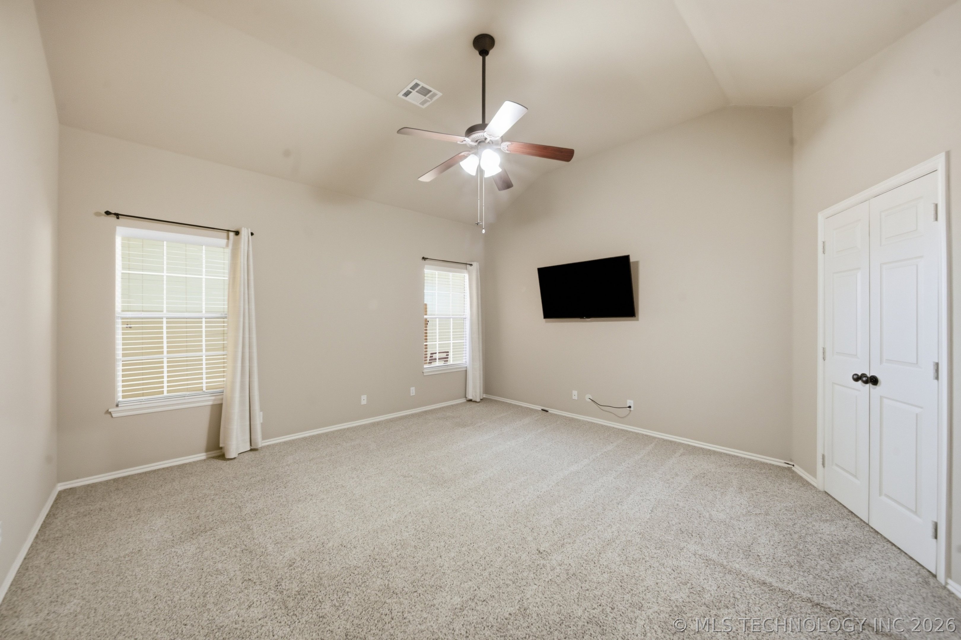 8401 E 74th Place Property Photo 17