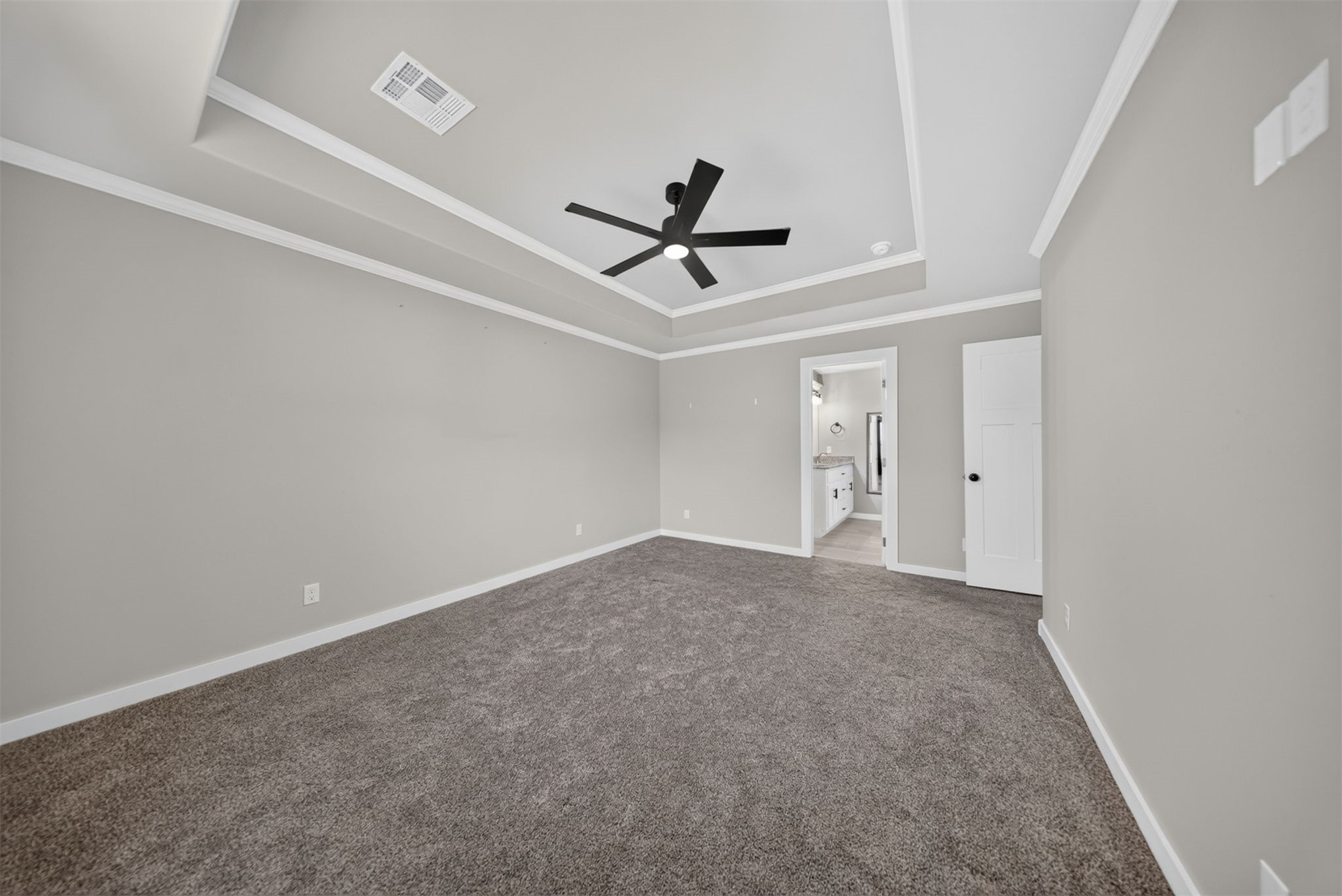 901 Park Street Property Photo 14