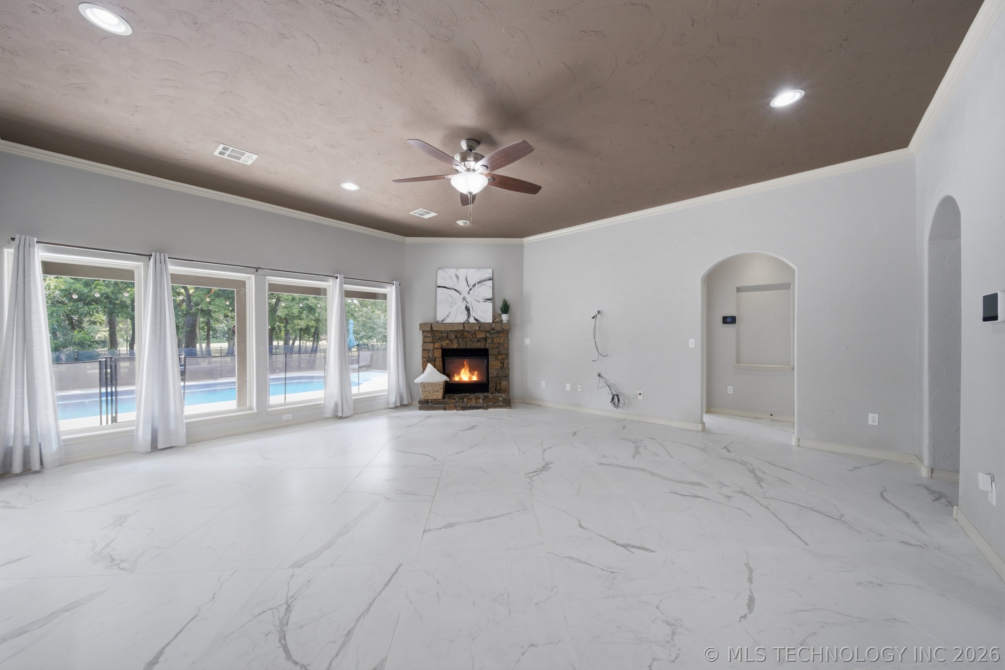26640 Duck Pond Lane Property Photo 7