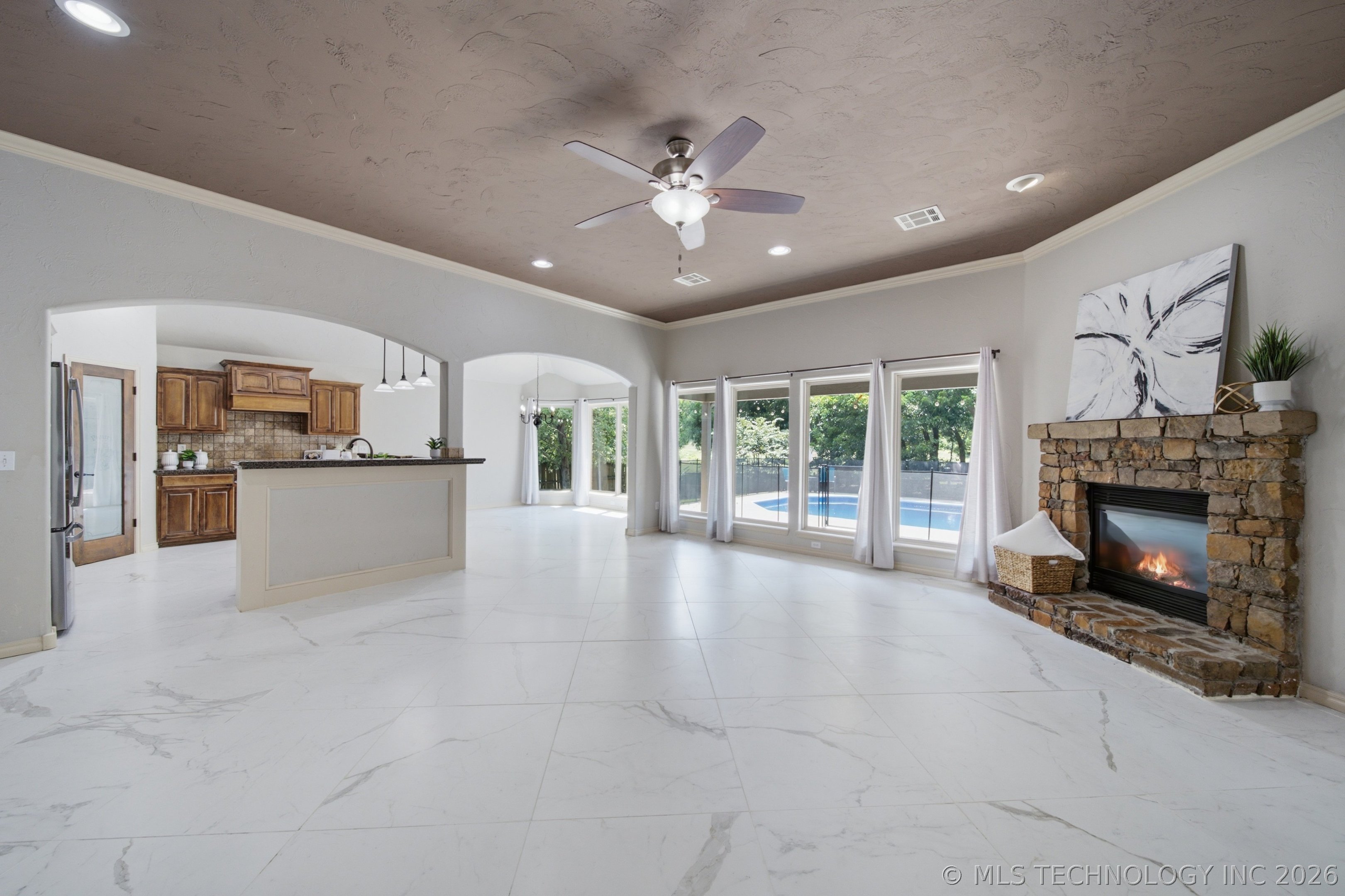 26640 Duck Pond Lane Property Photo 8