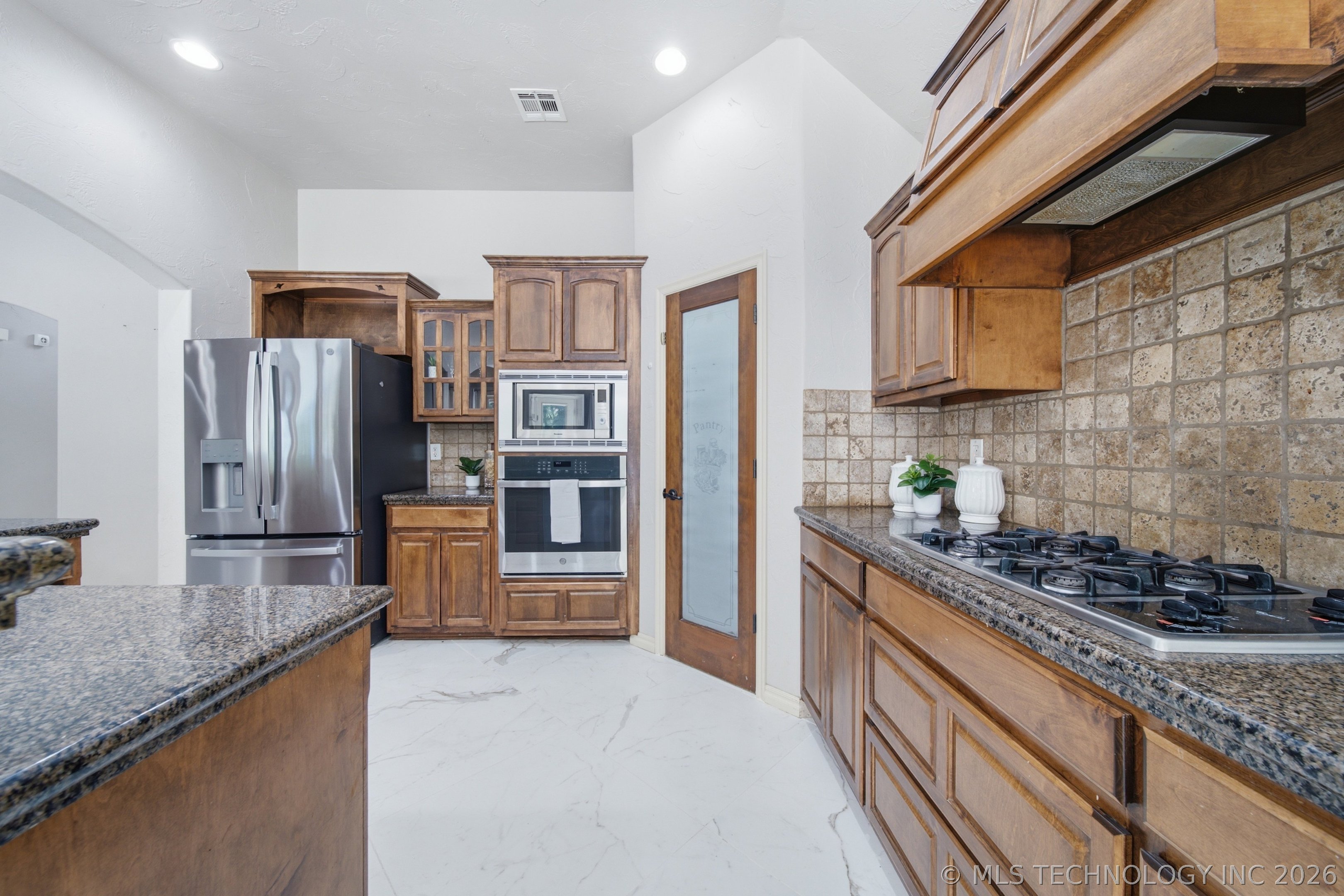 26640 Duck Pond Lane Property Photo 13