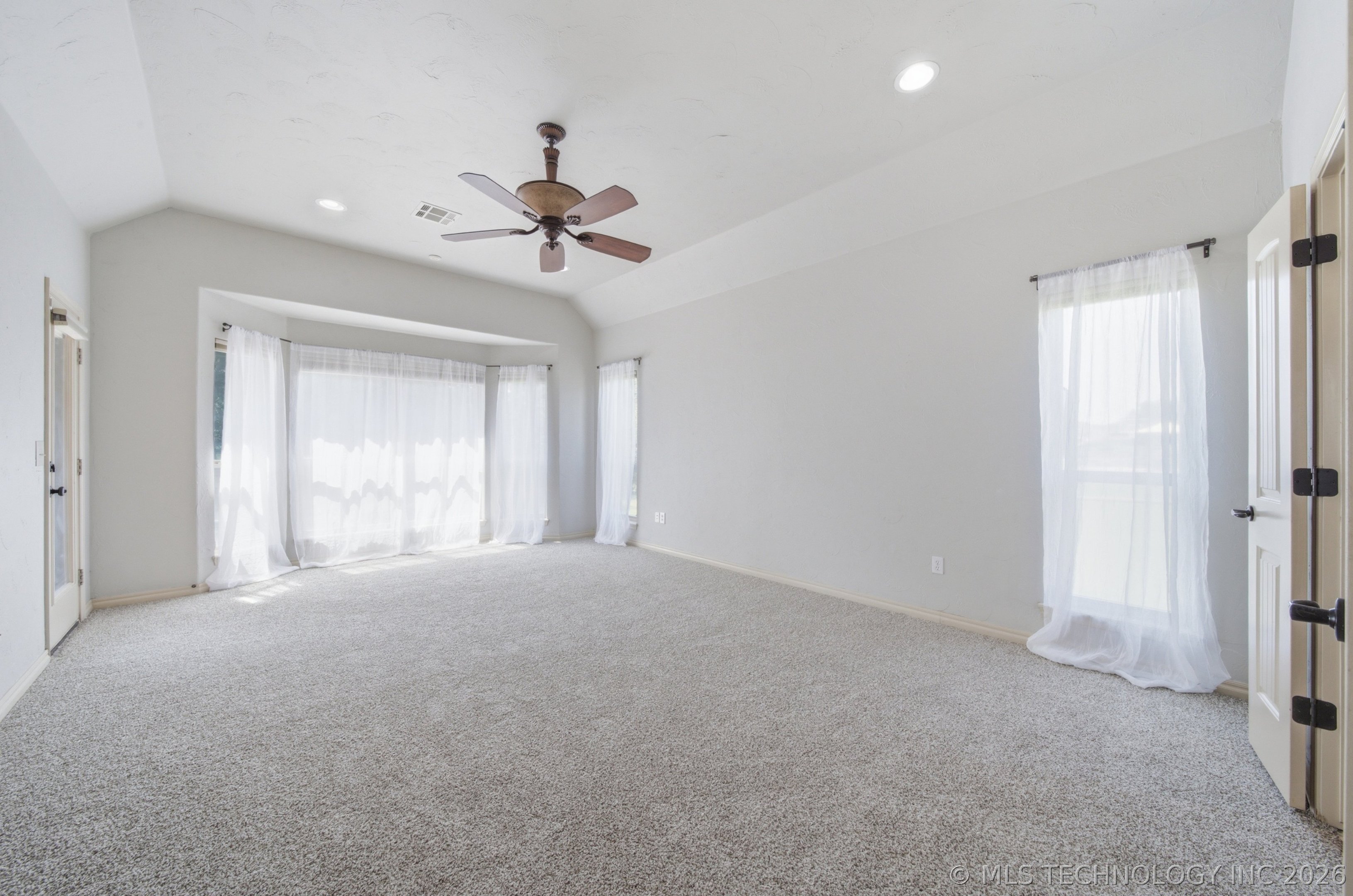 26640 Duck Pond Lane Property Photo 19