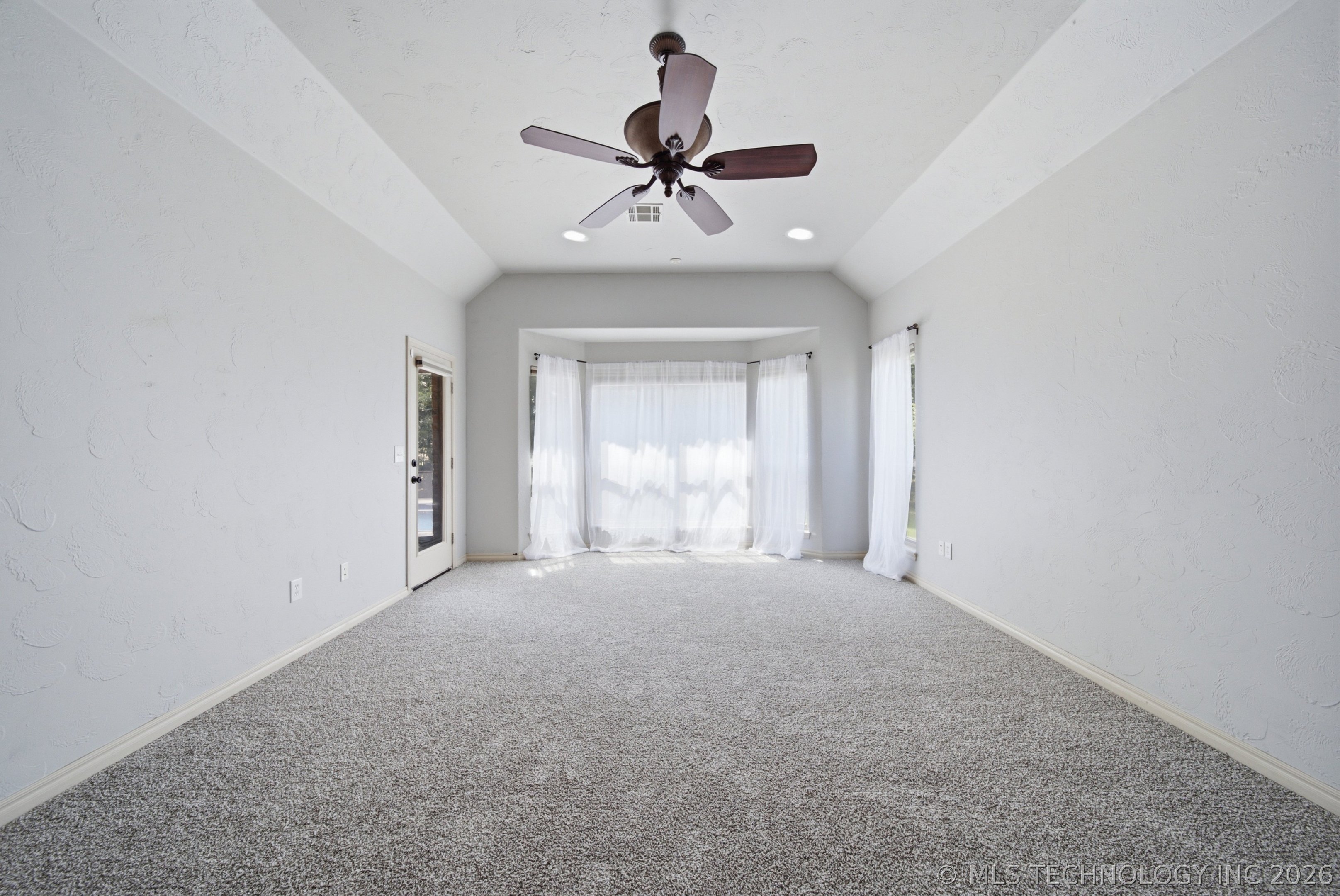 26640 Duck Pond Lane Property Photo 20