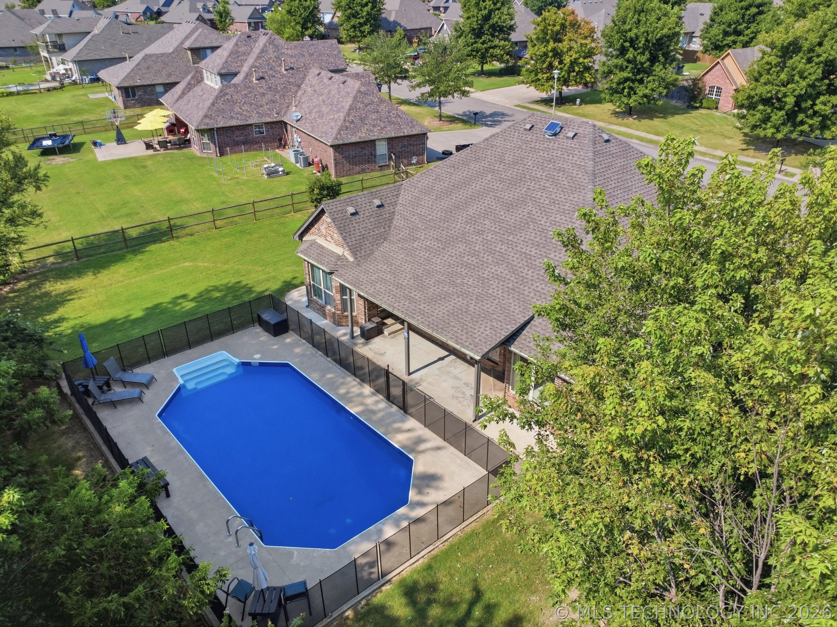 26640 Duck Pond Lane Property Photo 37