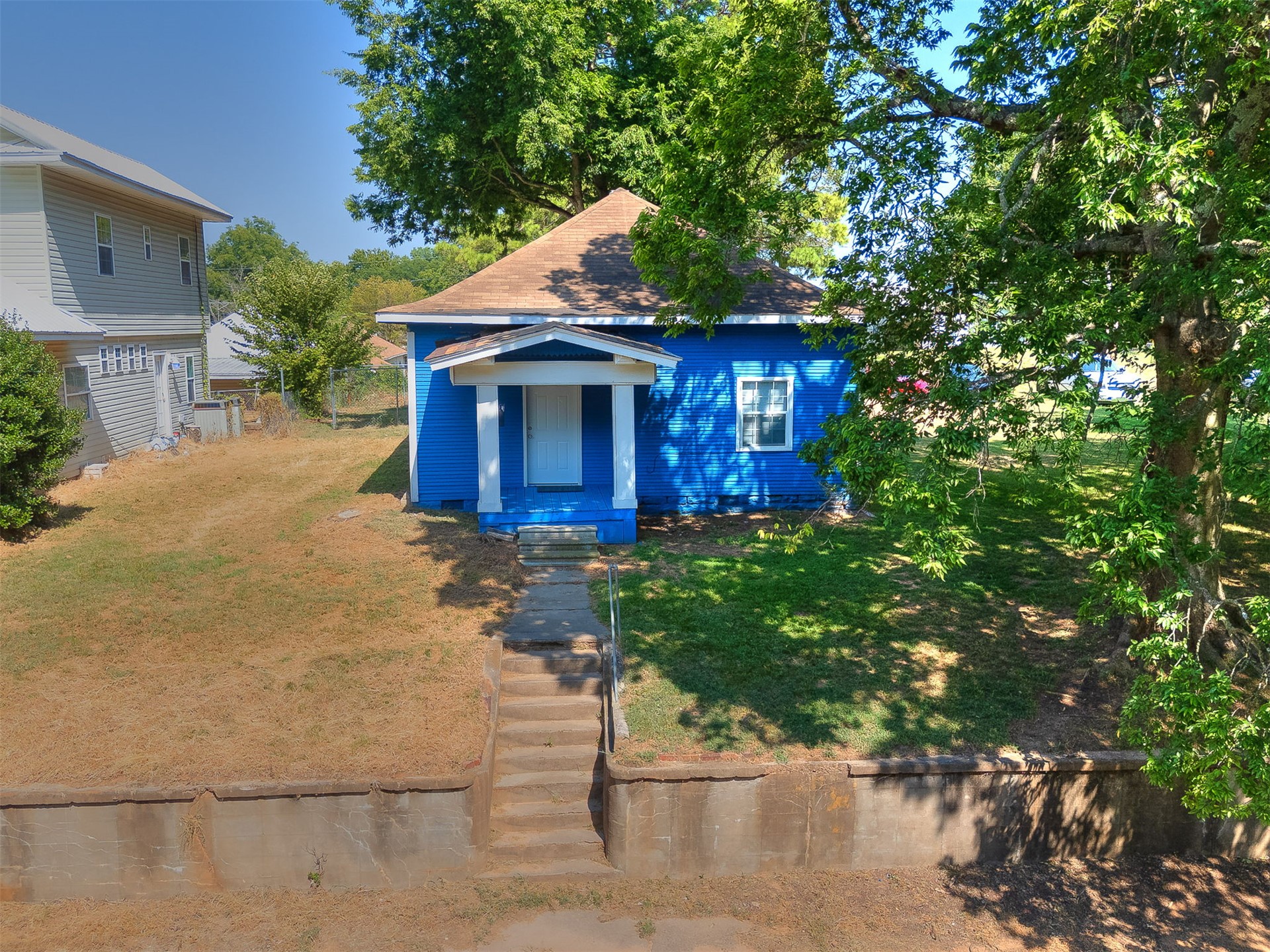 631 S Seminole Avenue Property Photo 34