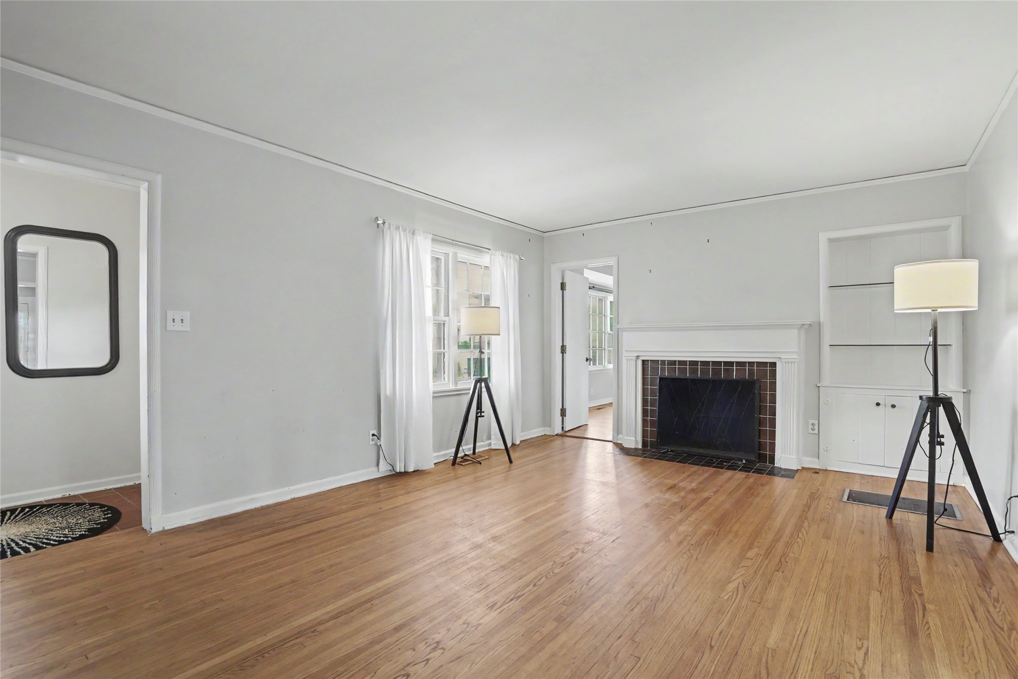 1603 E 36th Street Property Photo 4
