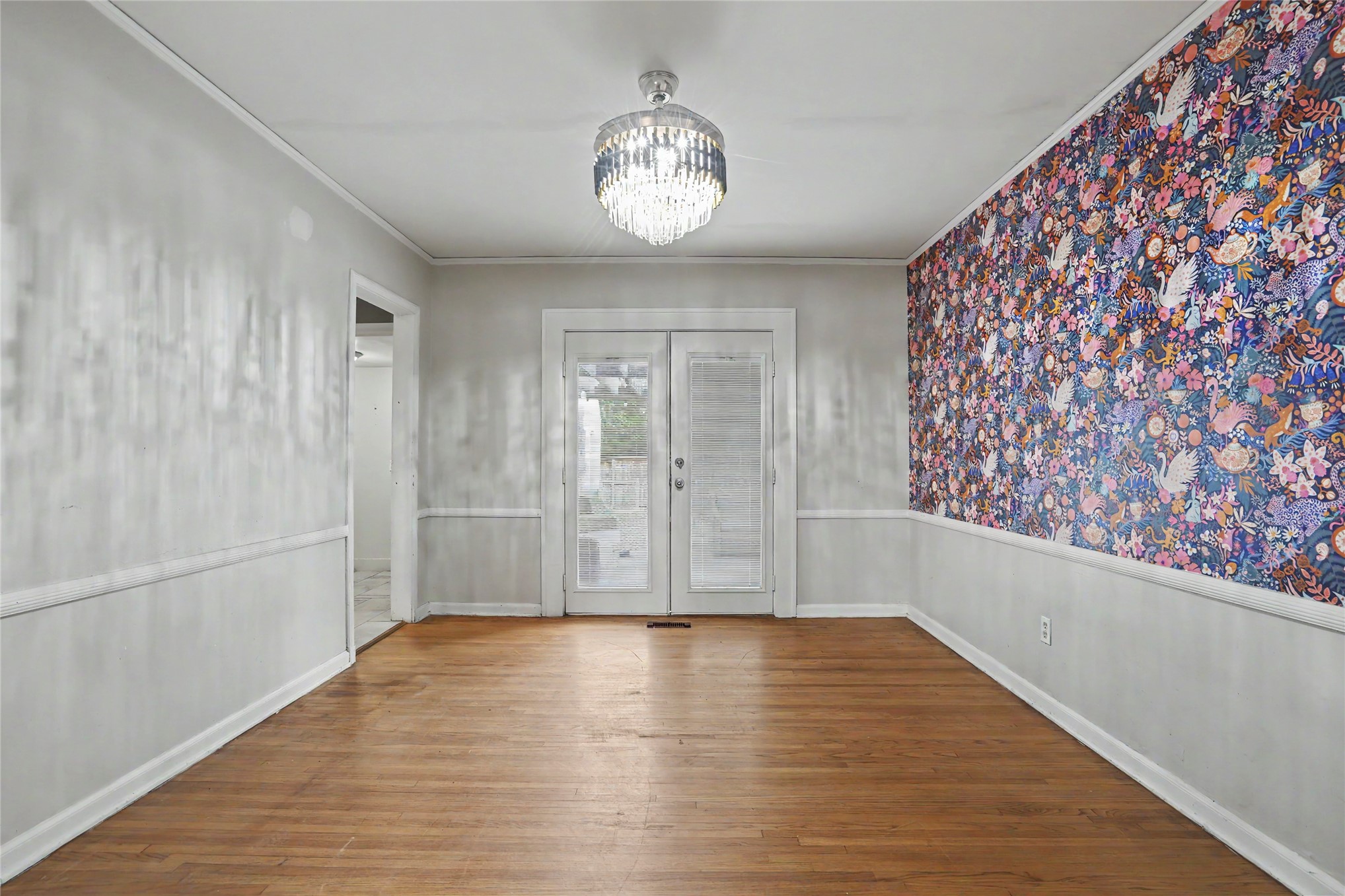 1603 E 36th Street Property Photo 6