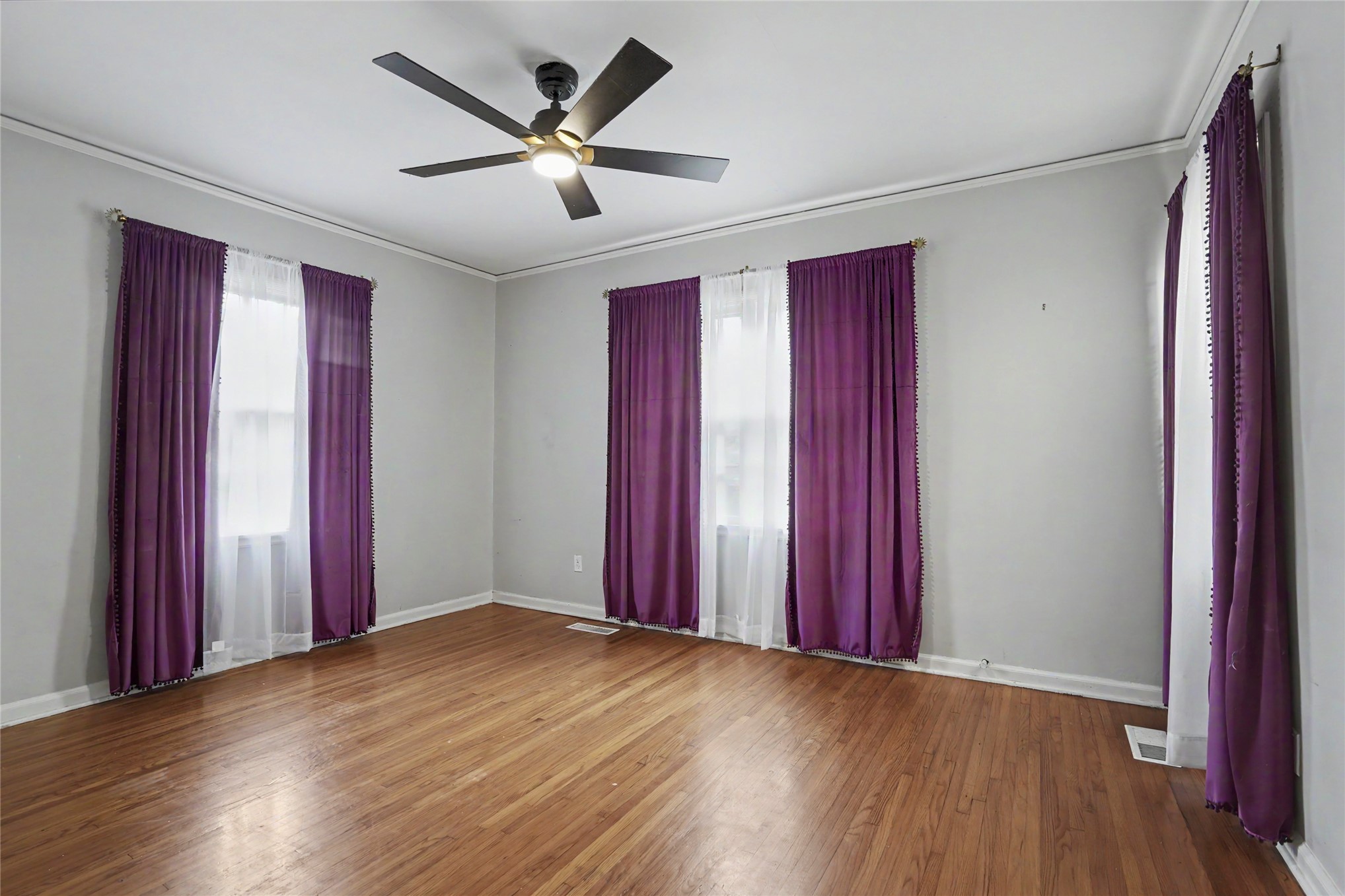 1603 E 36th Street Property Photo 18