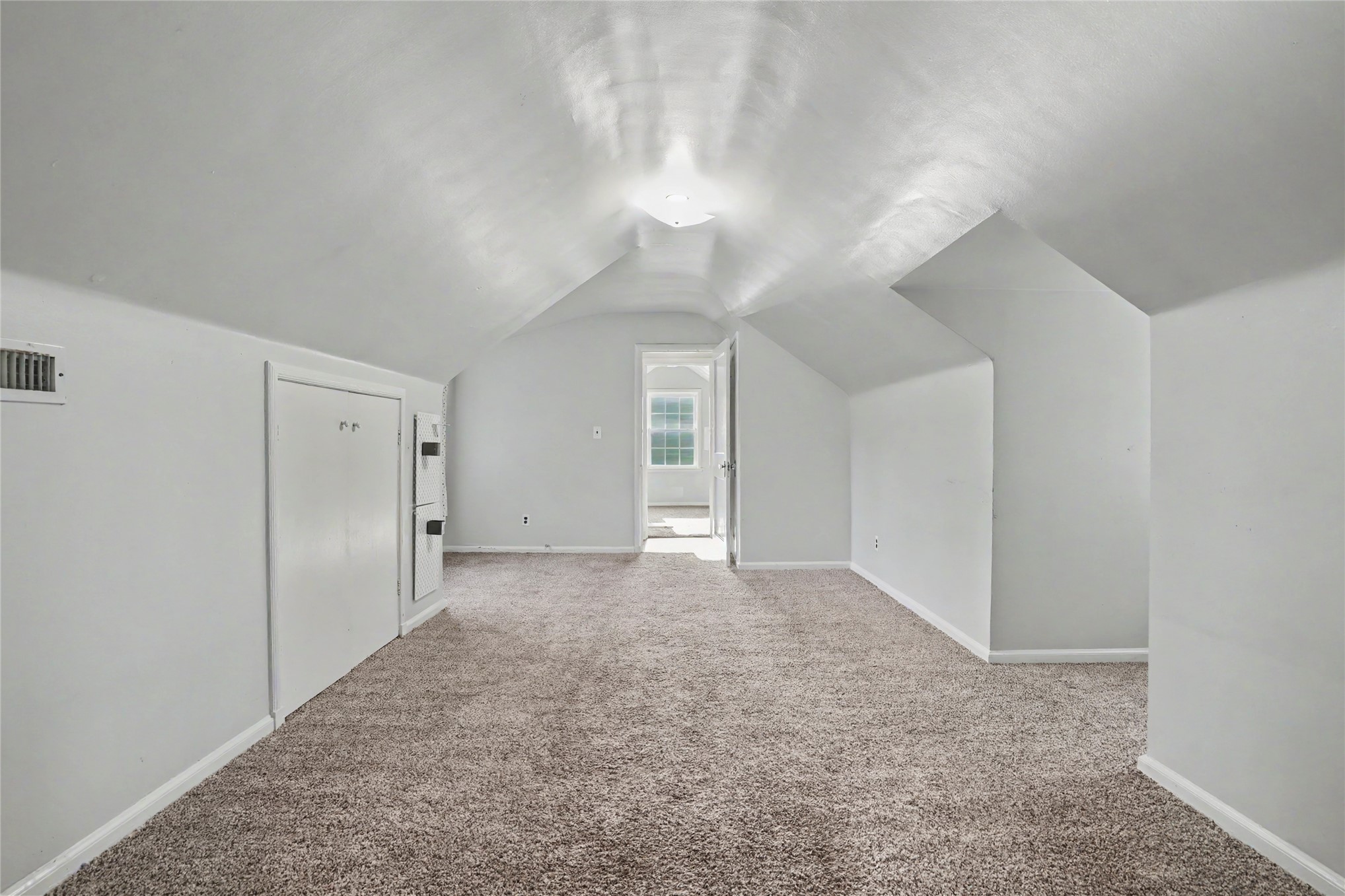 1603 E 36th Street Property Photo 20