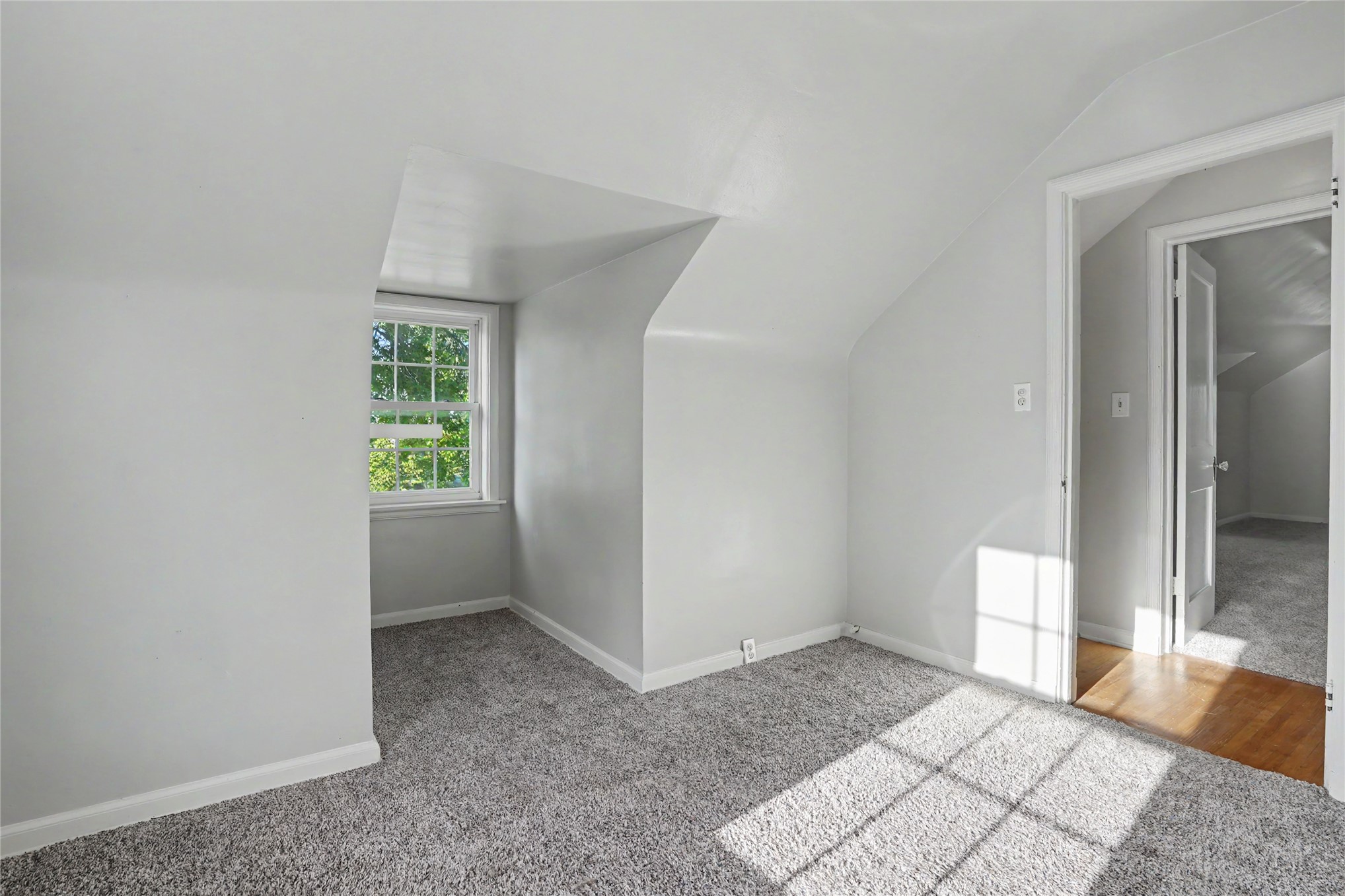 1603 E 36th Street Property Photo 24