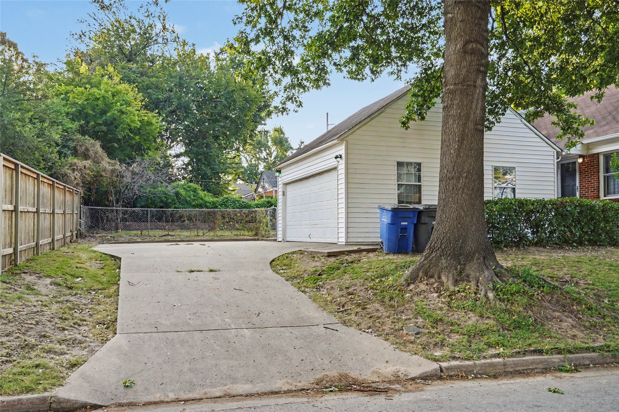 1603 E 36th Street Property Photo 28