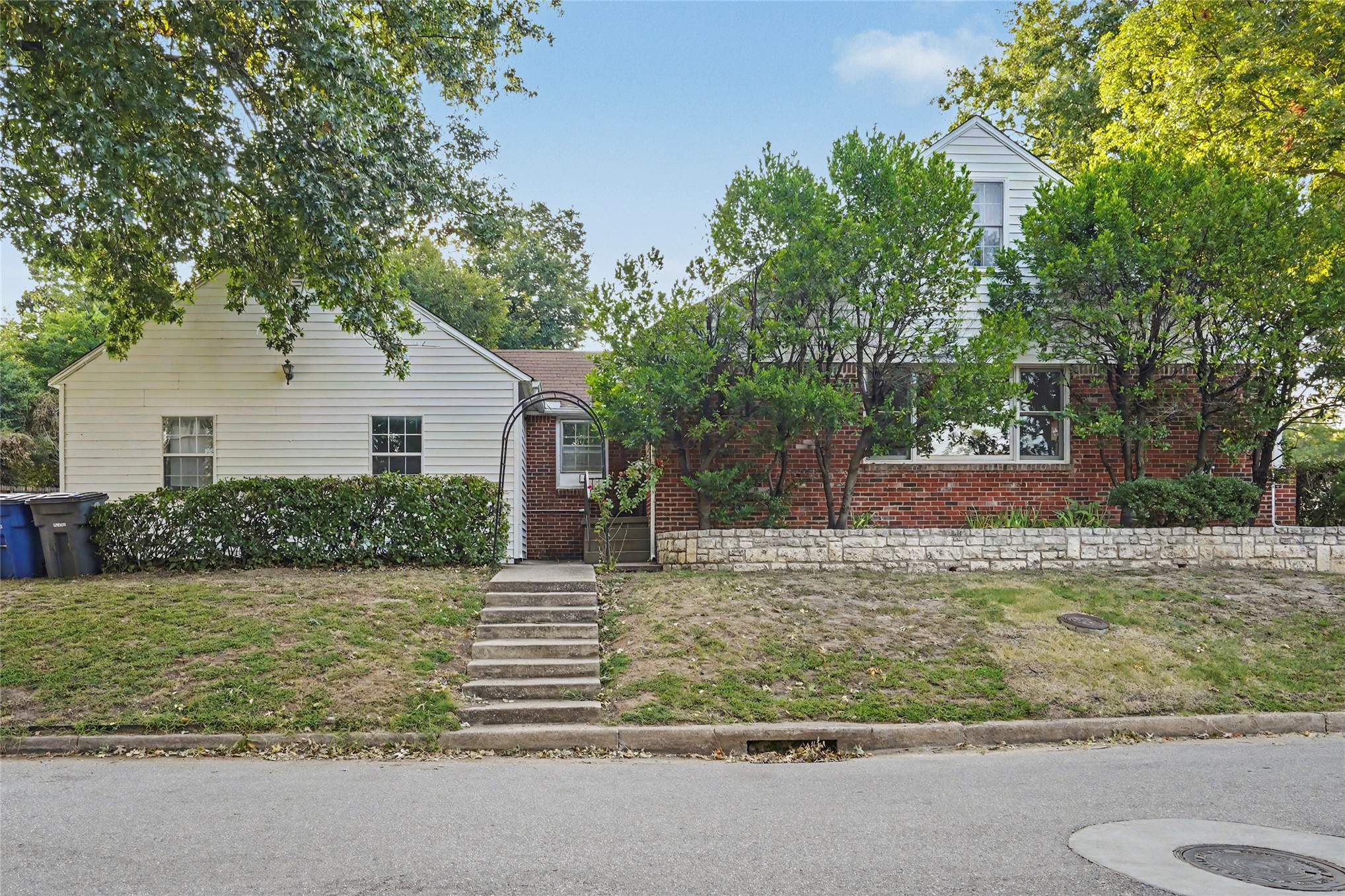 1603 E 36th Street Property Photo 29
