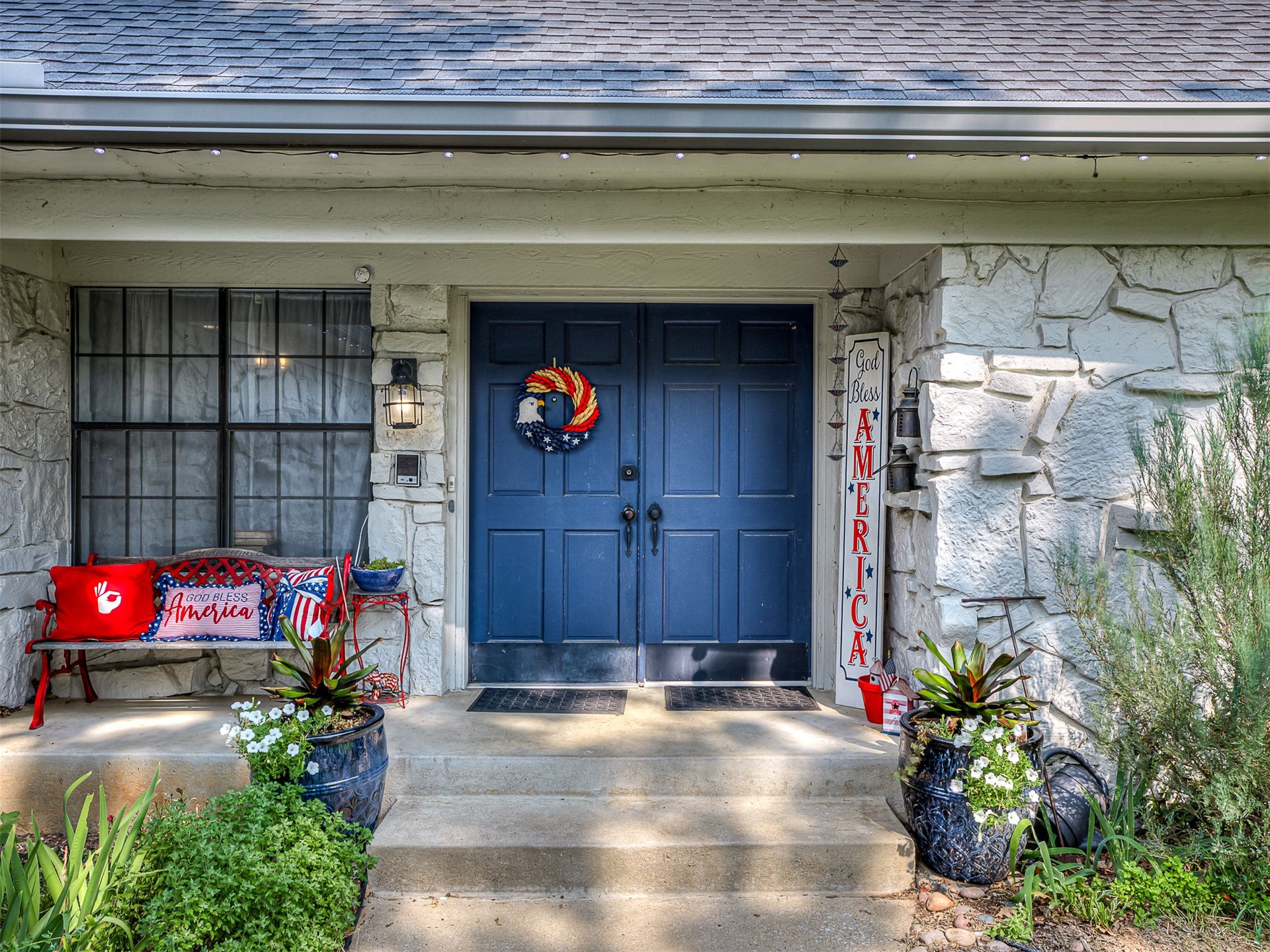 3121 Bahama Drive Property Photo 4