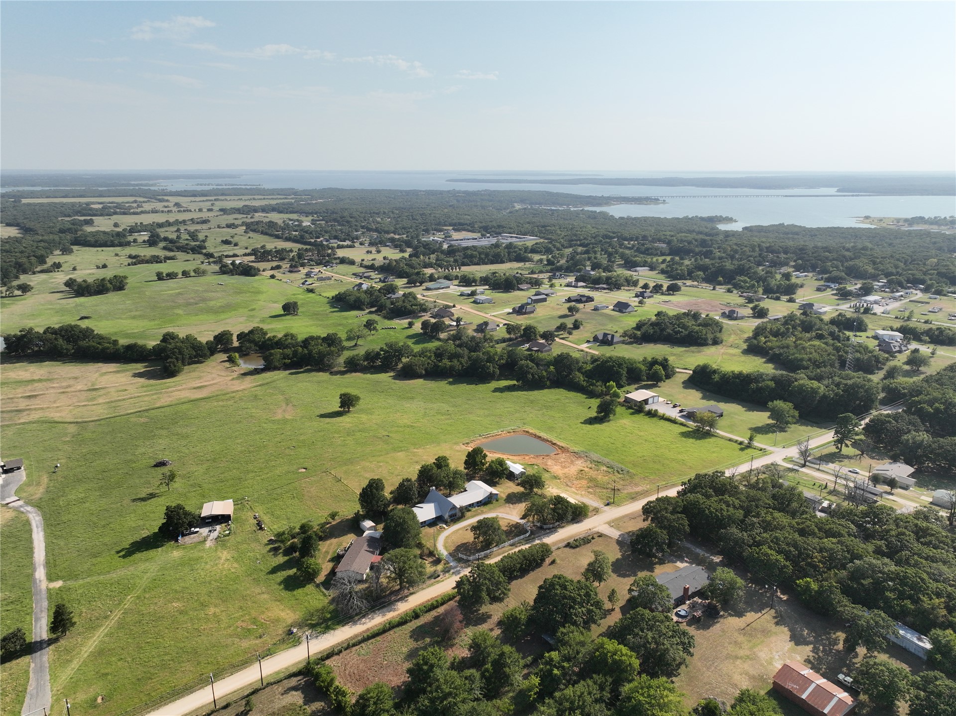 653 Max Road Property Photo 2