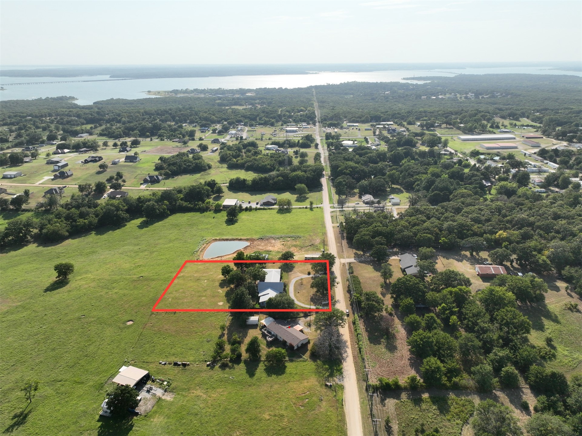 653 Max Road Property Photo 5