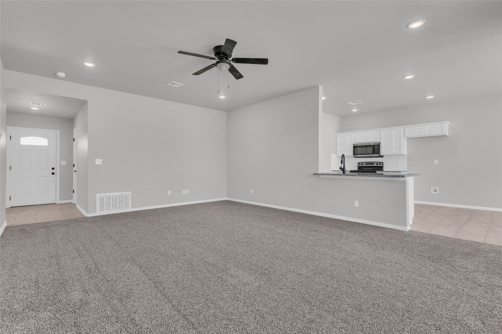 1913 Topaz Road Property Photo 5