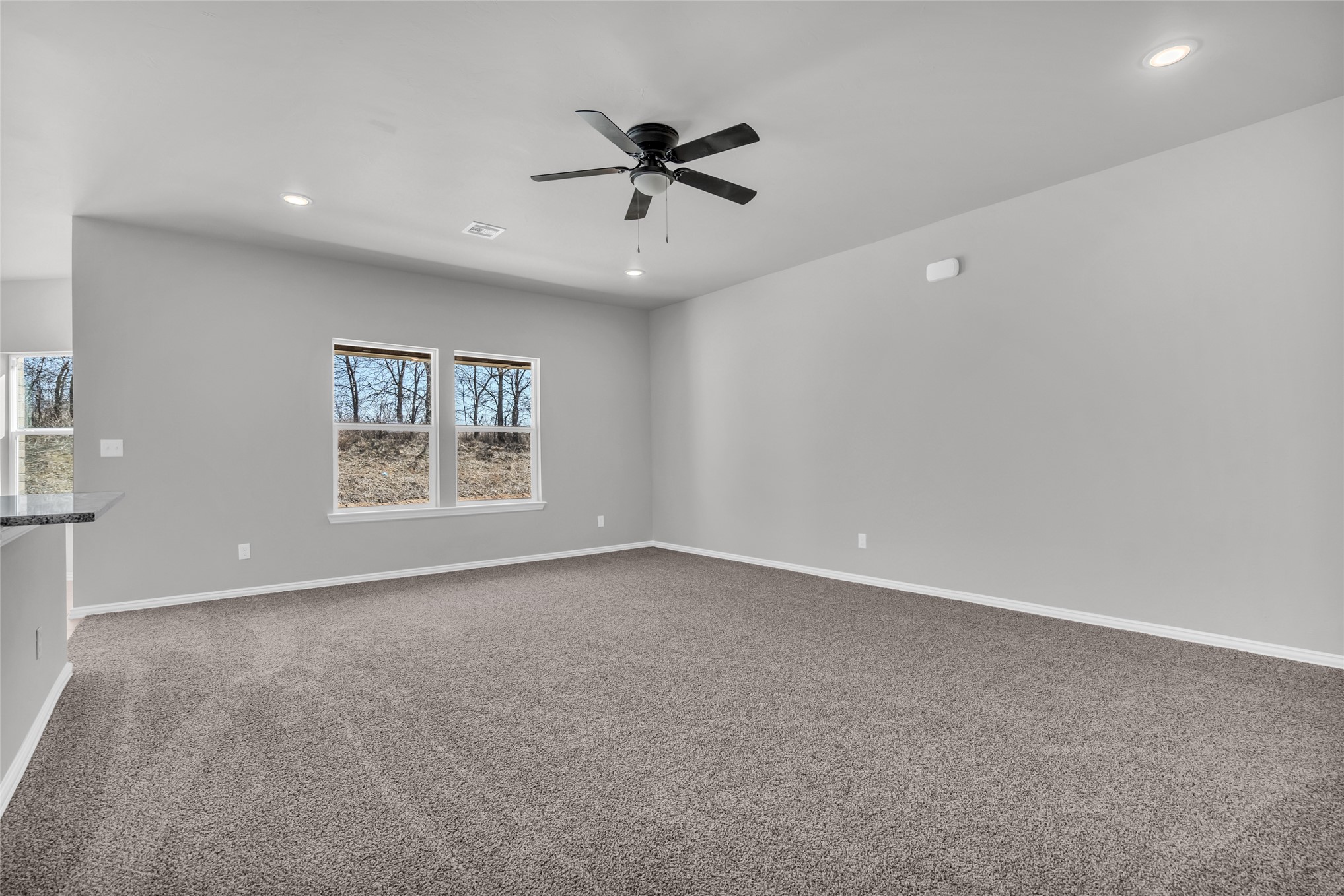 1913 Topaz Road Property Photo 6