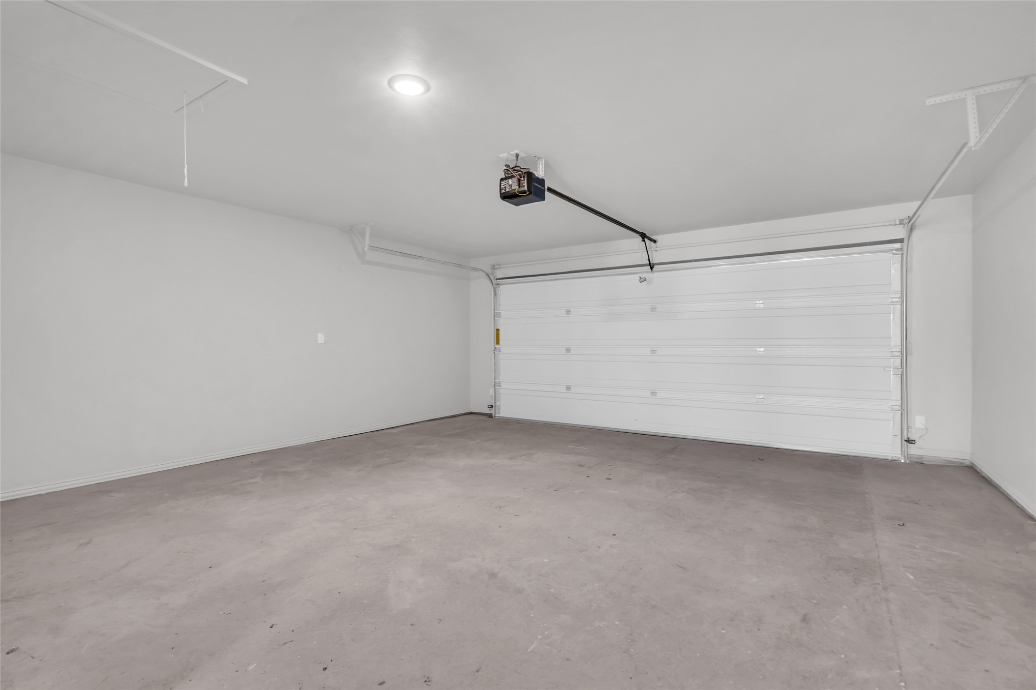 1913 Topaz Road Property Photo 21