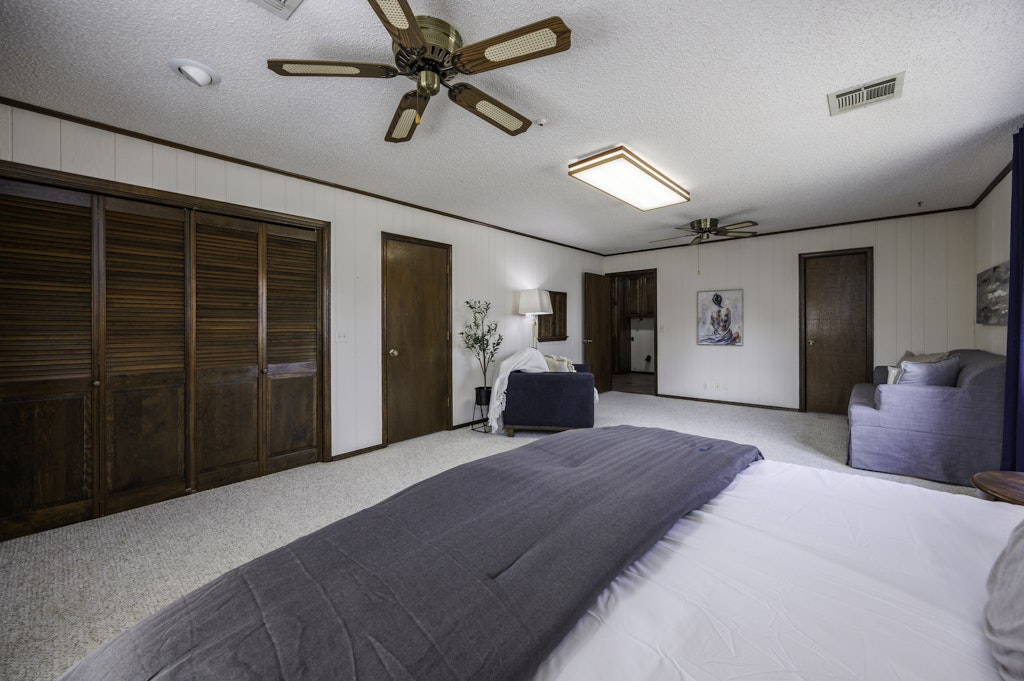 2918 Longridge Lane Property Photo 30