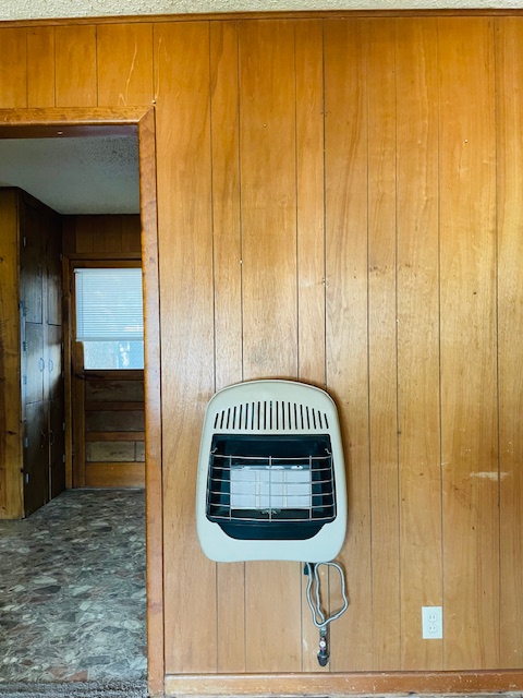 102 N Collins Street Property Photo 25