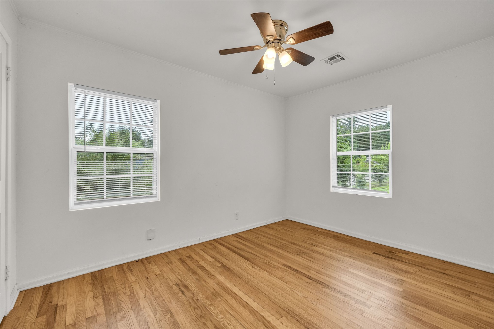 44 S 71st East Avenue Property Photo 12