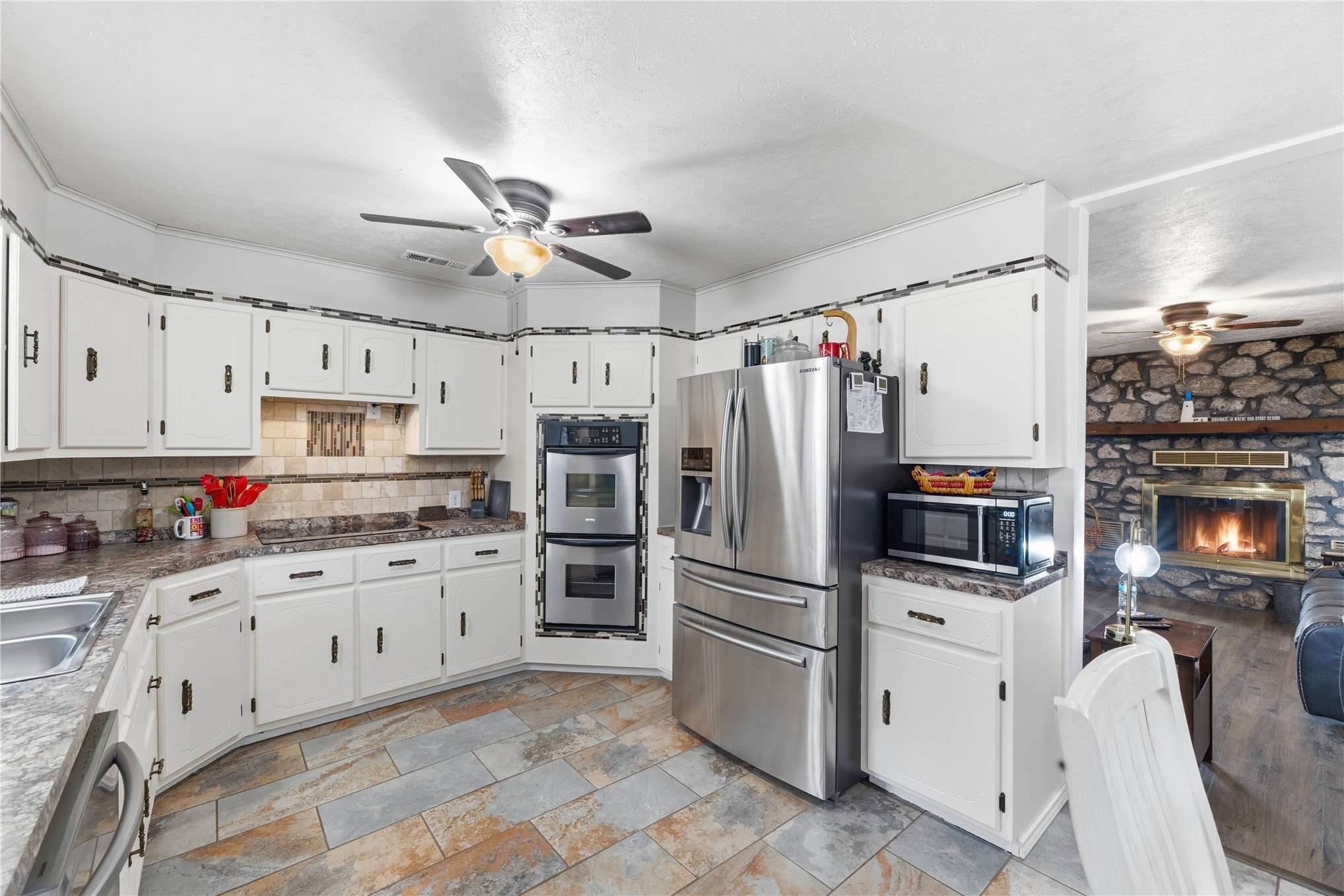 1101 Beech Street Property Photo 10