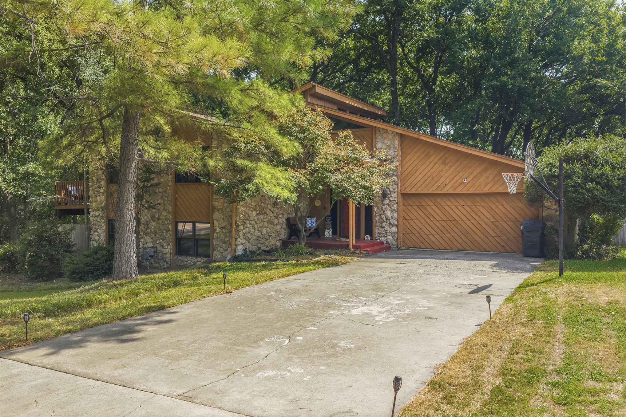 1409 Oakridge Road Property Photo 31