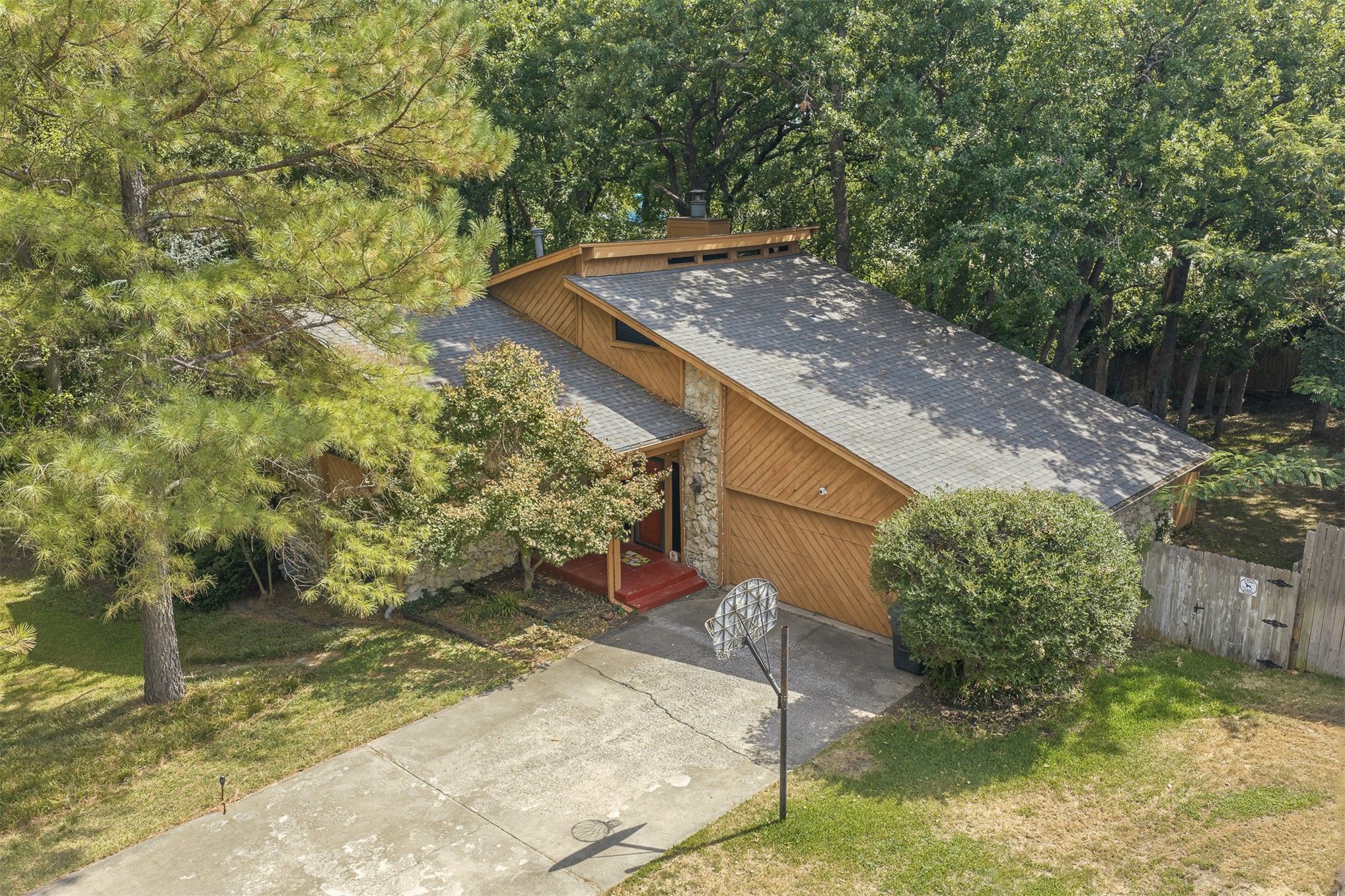 1409 Oakridge Road Property Photo 43