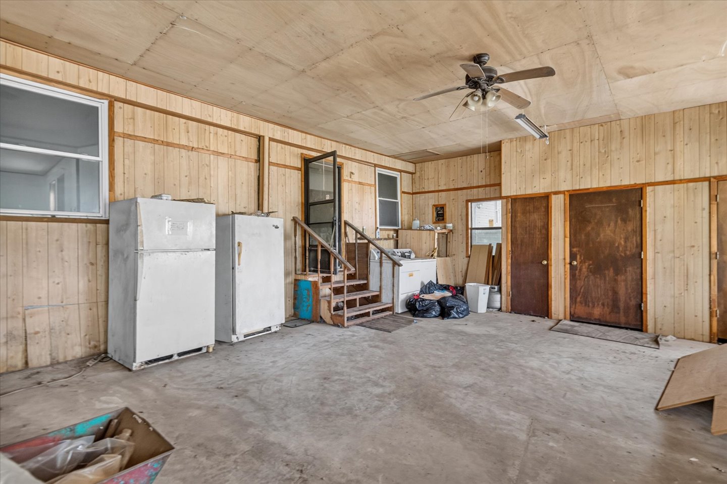 21092 Hwy 169 Property Photo 17