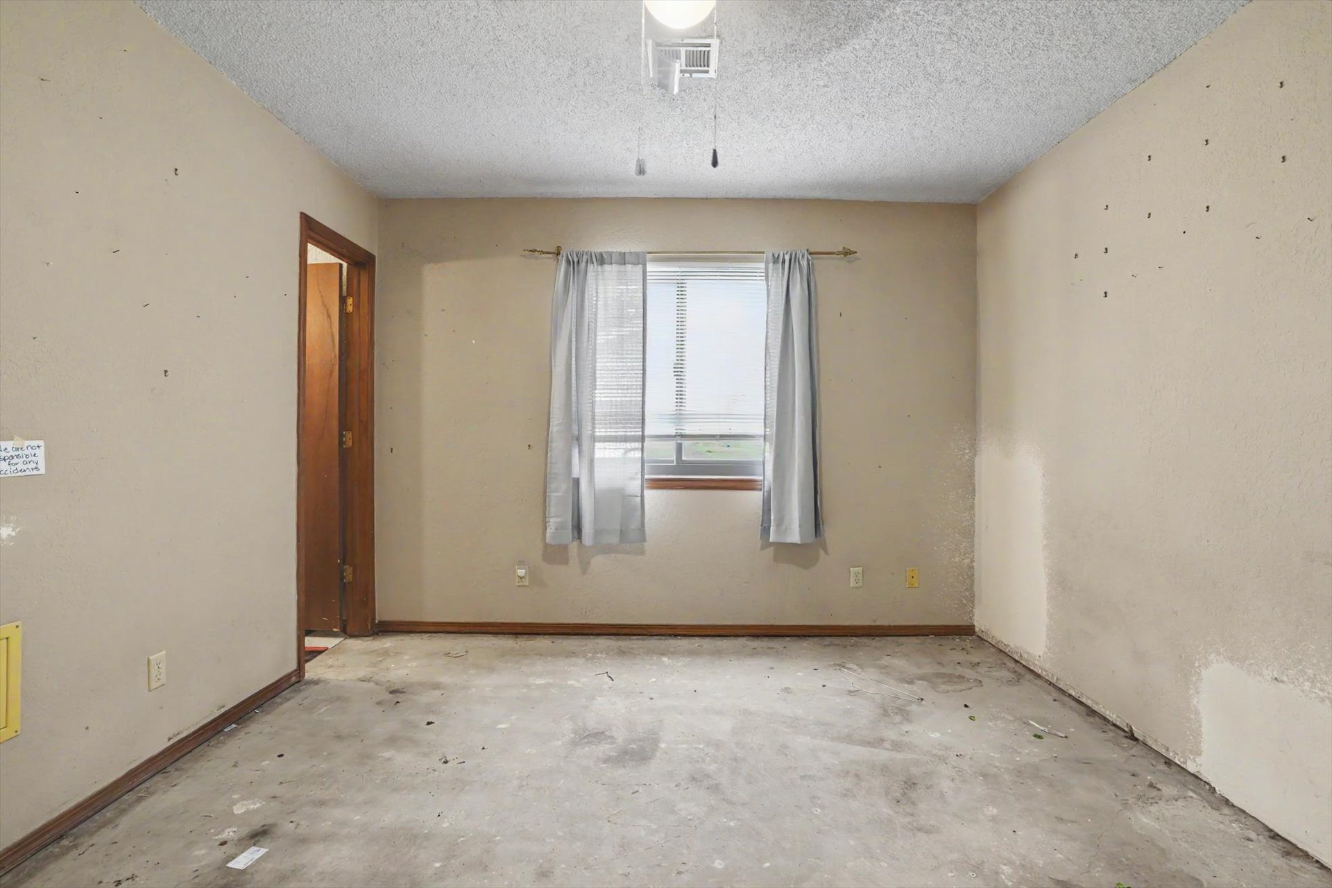 4104 S Birch Avenue Property Photo 15
