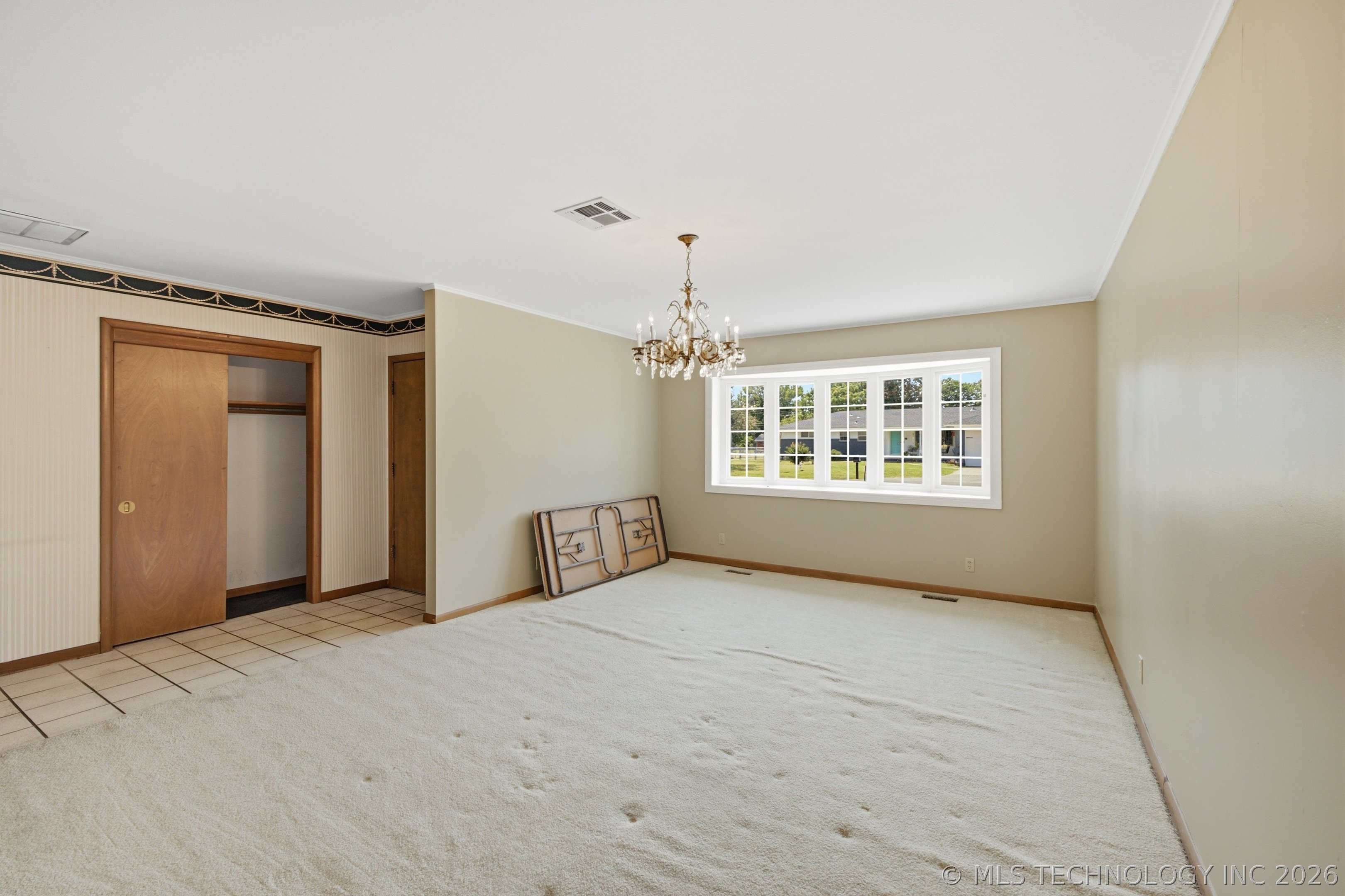 1281 S 103rd East Avenue Property Photo 5