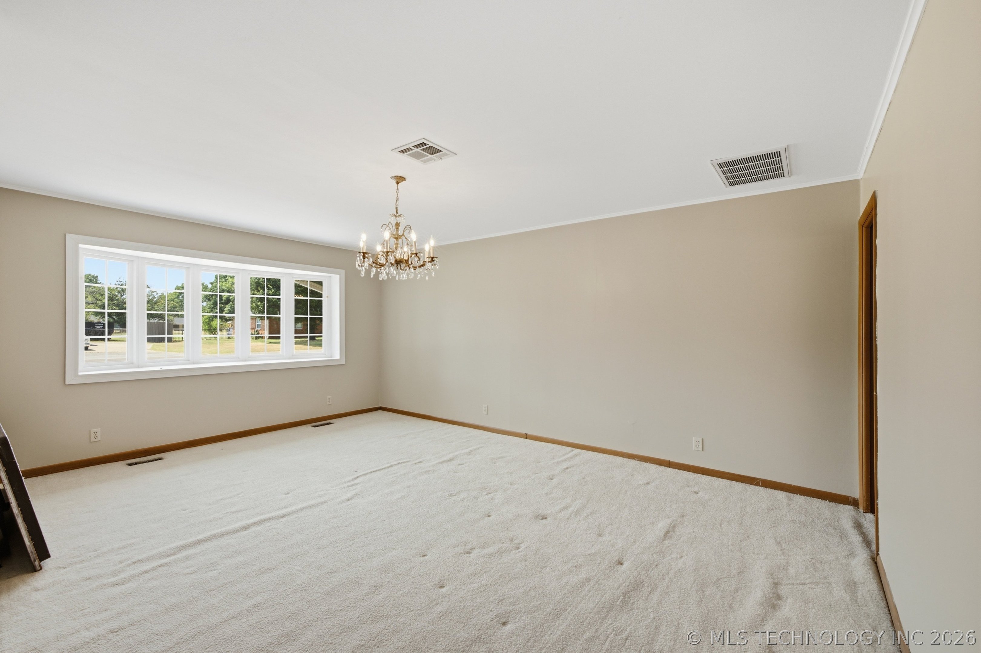 1281 S 103rd East Avenue Property Photo 6