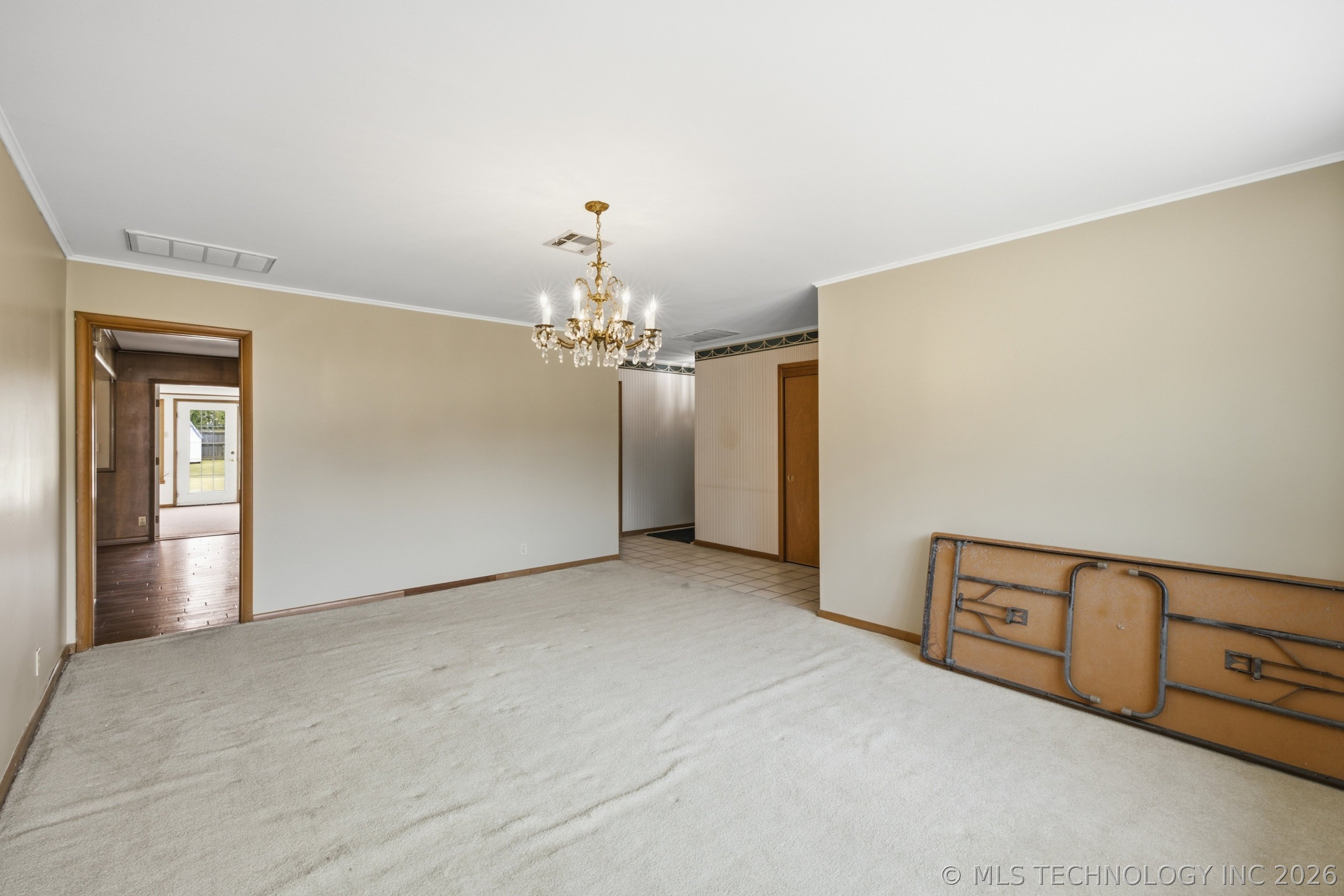 1281 S 103rd East Avenue Property Photo 7