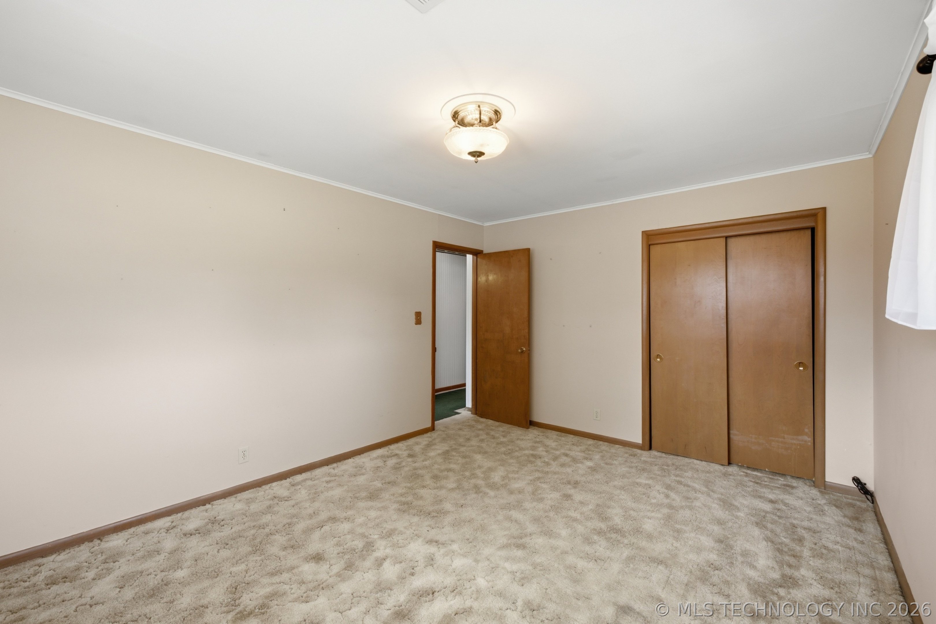1281 S 103rd East Avenue Property Photo 22
