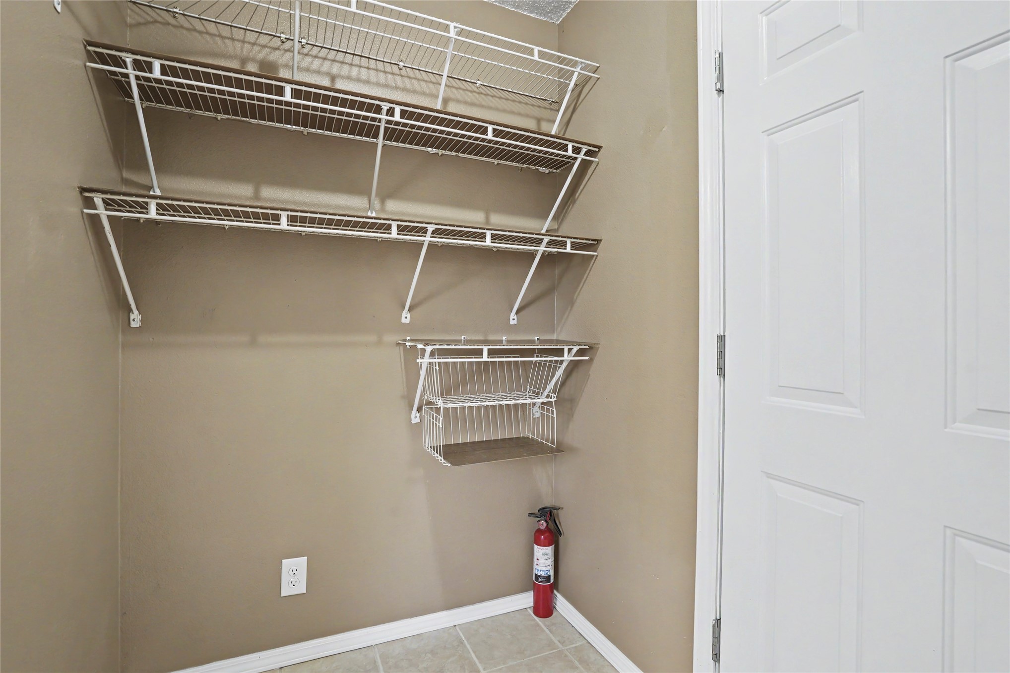 2911 S Ash Place Property Photo 12