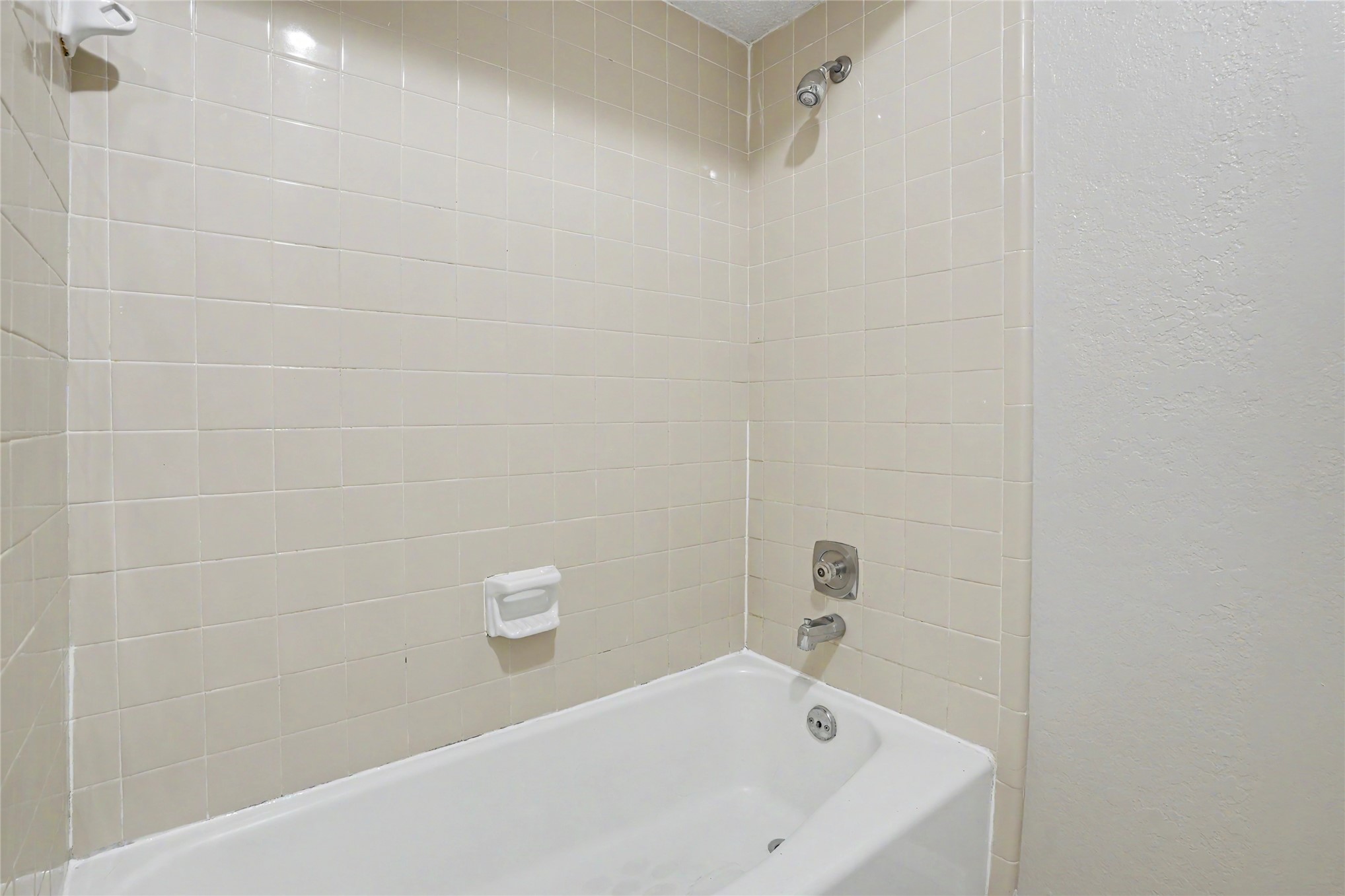 2911 S Ash Place Property Photo 25