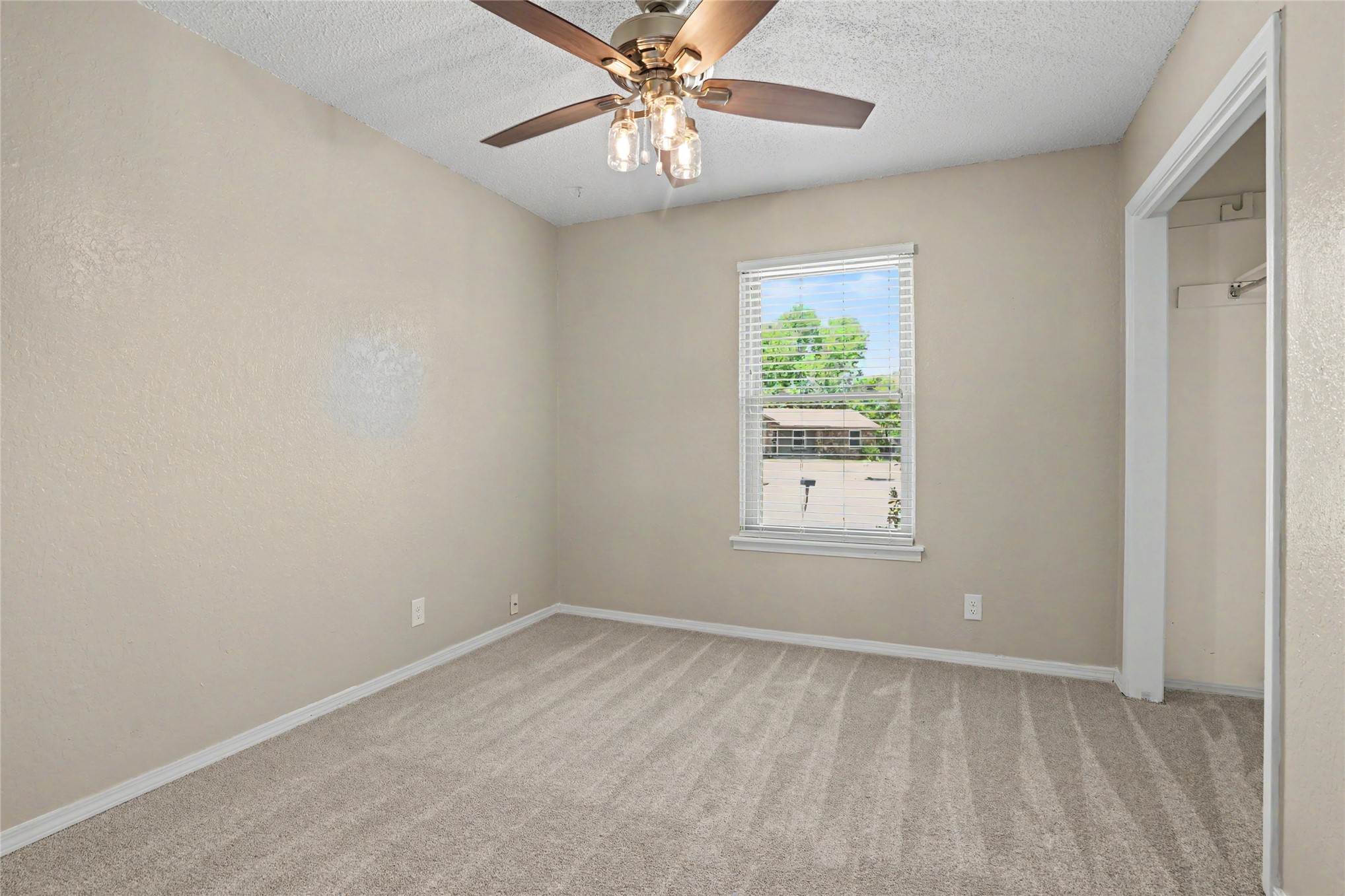 2911 S Ash Place Property Photo 26