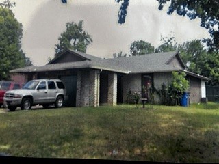 1519 E 66th Court Property Photo 2