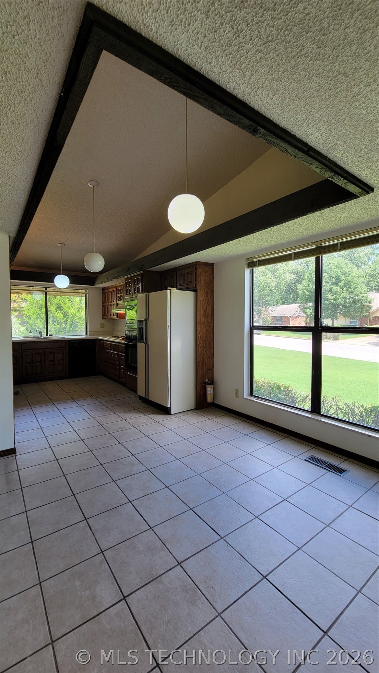 4027 E 82nd Place Property Photo 13