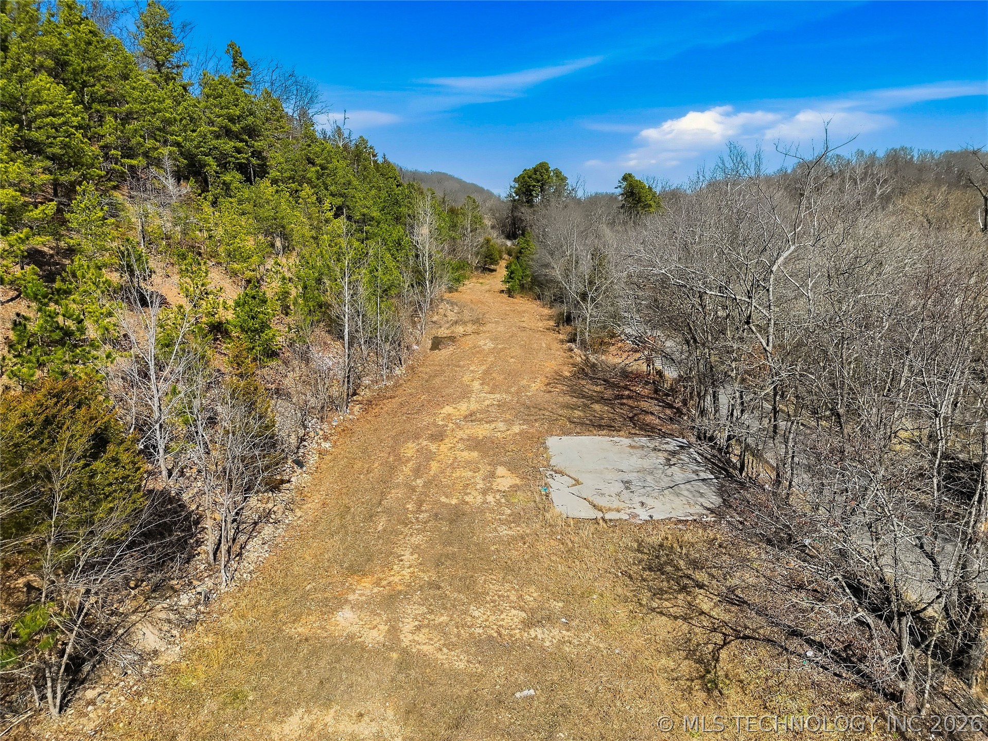 4735 Road Property Photo 3