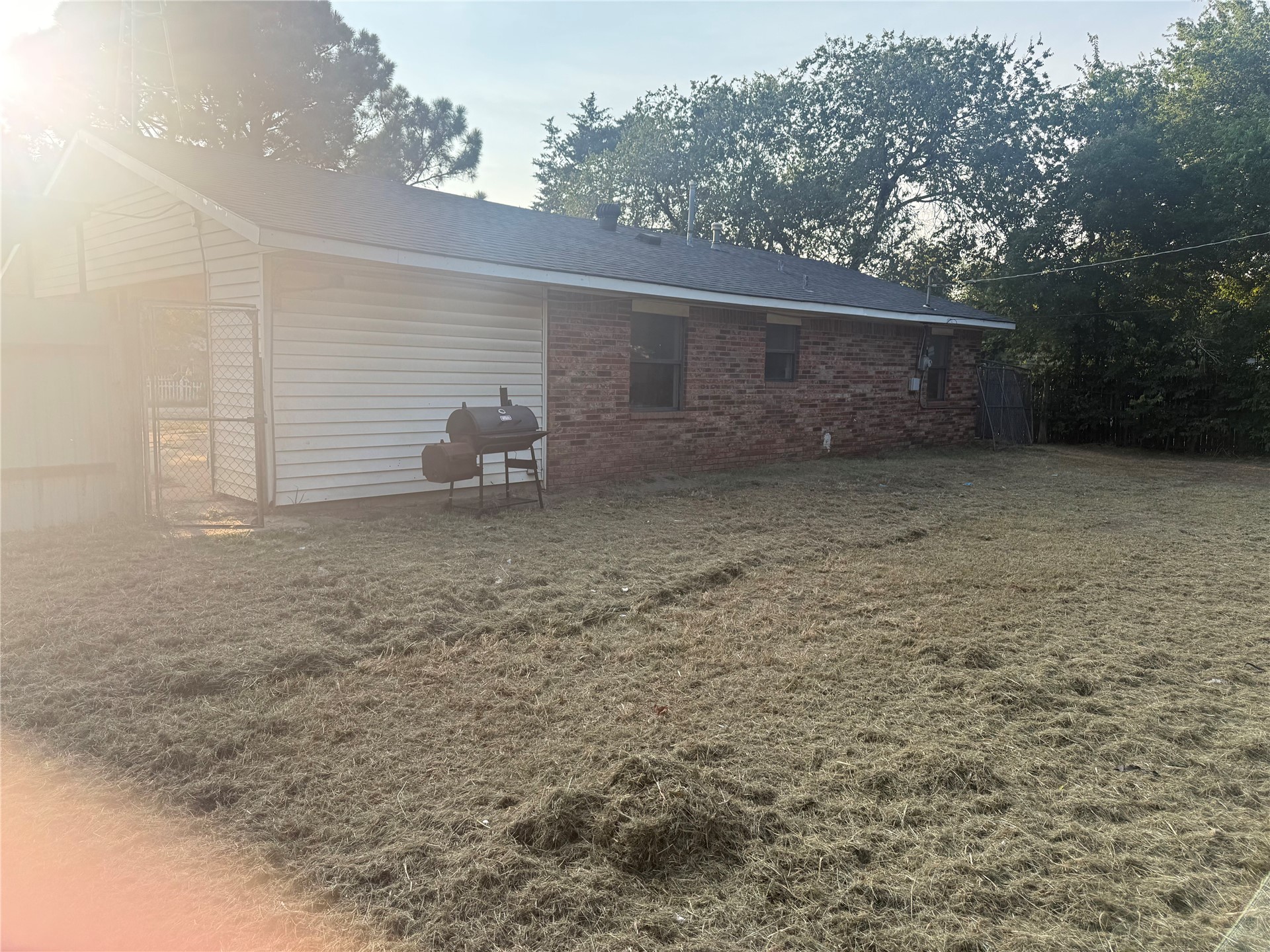 24 2nd Property Photo 2